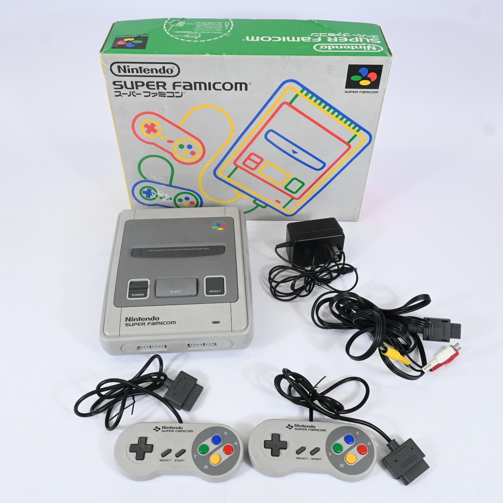 Nintendo Super Famicom Console Boxed Tested Working 2 Controllers AV Cable