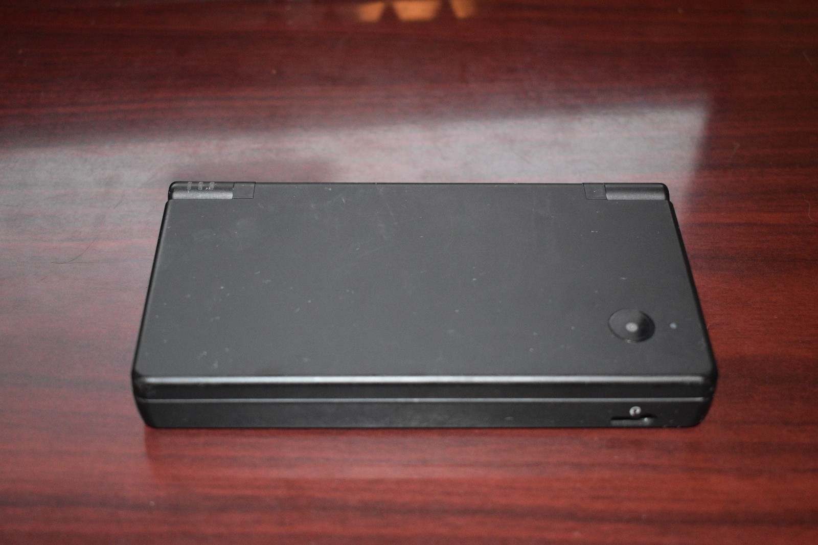 Nintendo DSi – Matte Black NTSC U/C, good condition, no stylus, no charger