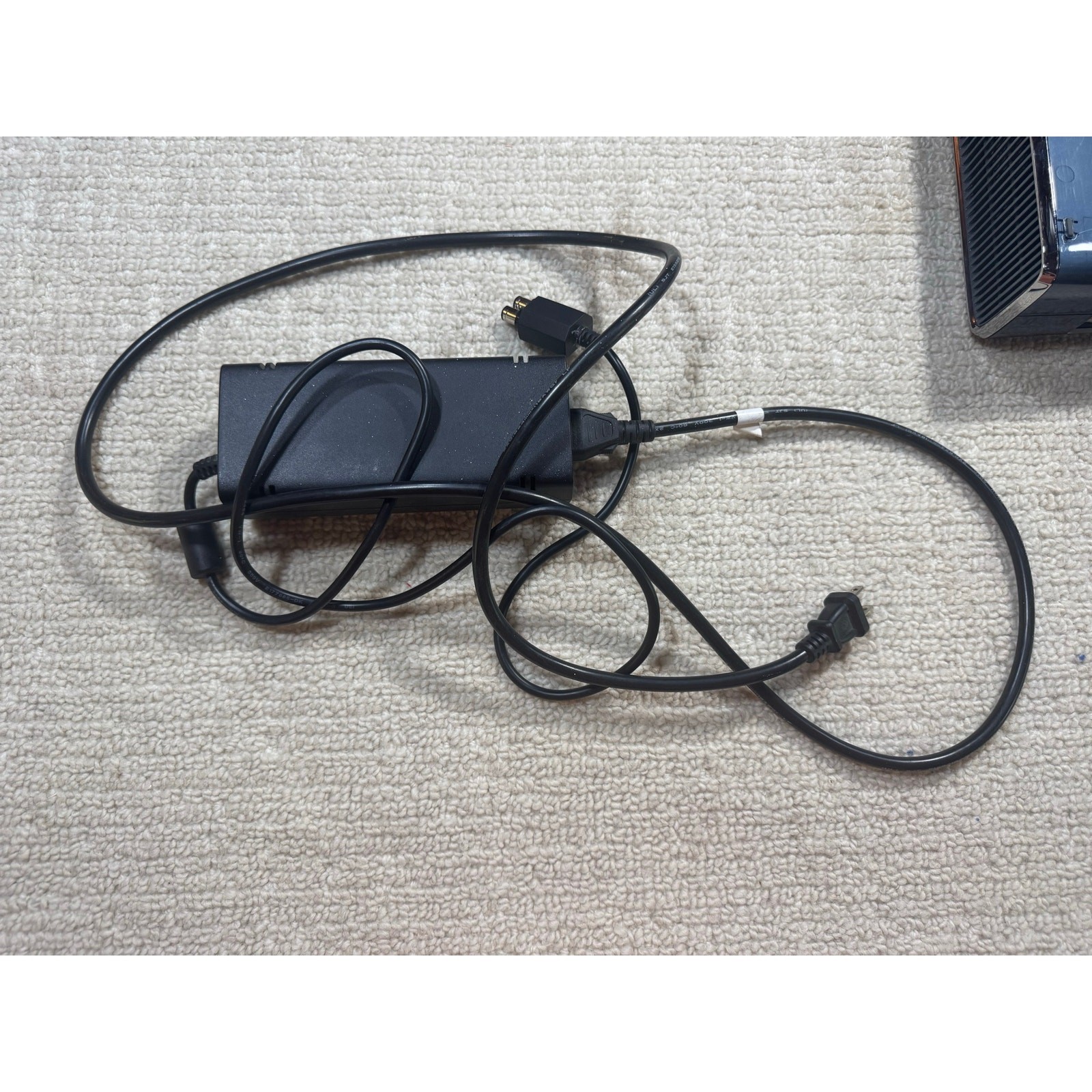 Halo 4 Xbox 360 Bundle – With Wireless Controllers, Kinect, Game. Tested – Works