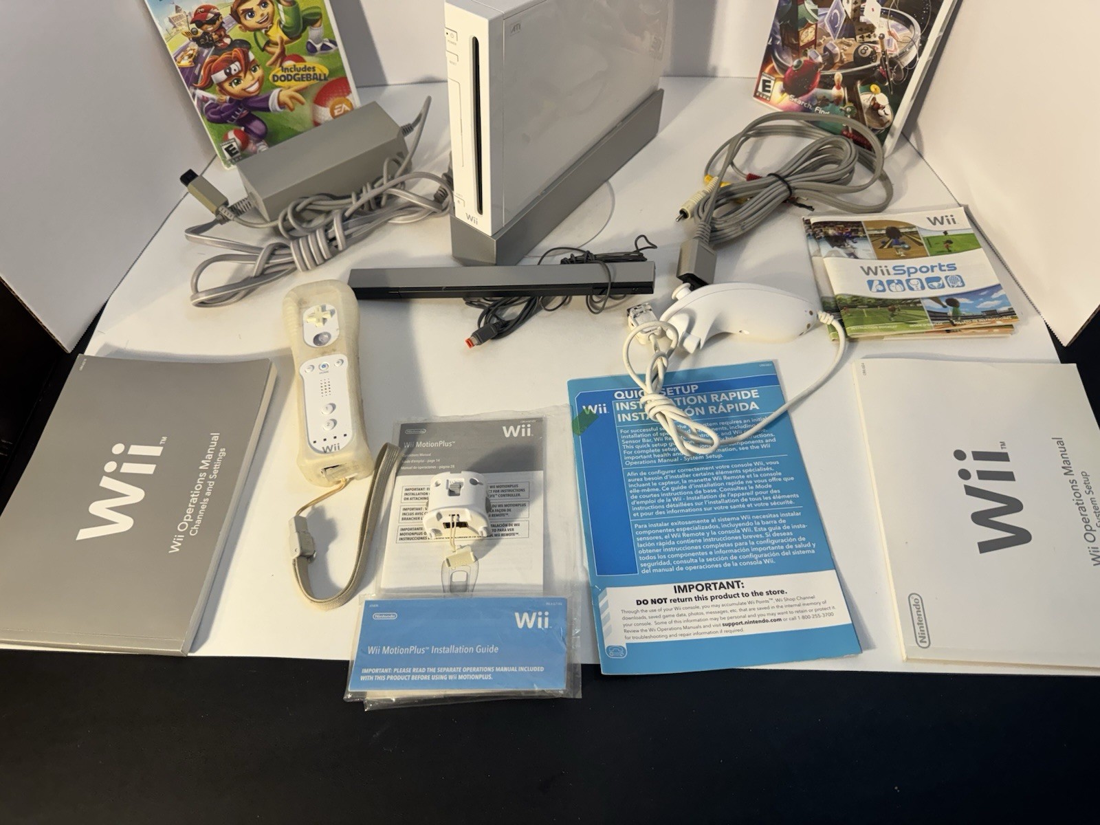 Nintendo Wii Console White Bundle W/ Remote Nunchuck motion Plus 3 Games TESTED