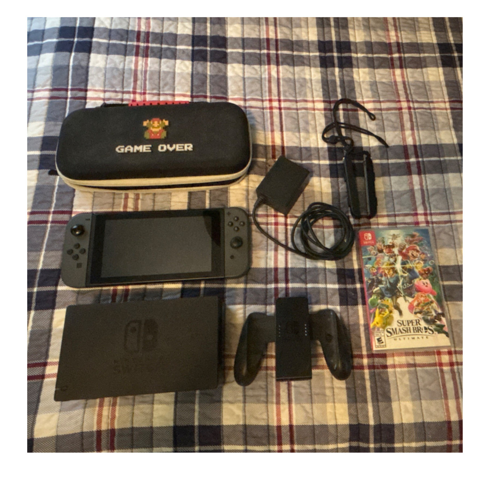 Nintendo Switch HAC-001 Gray/Black 32GB 1080p Wi-Fi Bundle w/ Dock Case