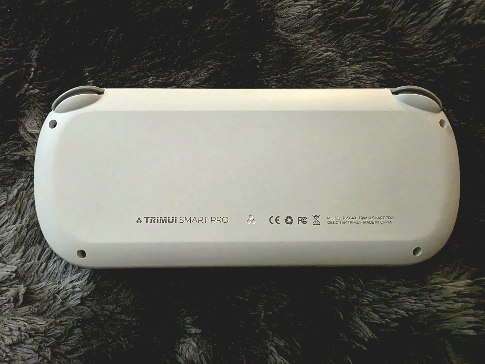 Trimui Smart Pro TG5040 Handheld Video Game Console White