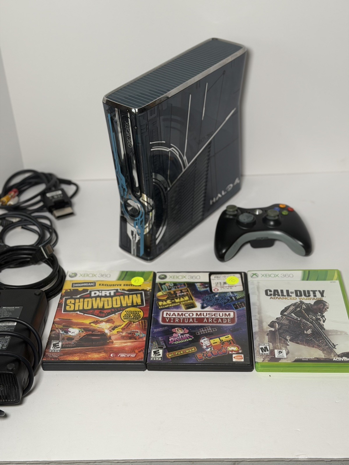 Xbox 360 S Halo 4 Limited Edition 320GB Blue Console w/ Controller & 3 Games!