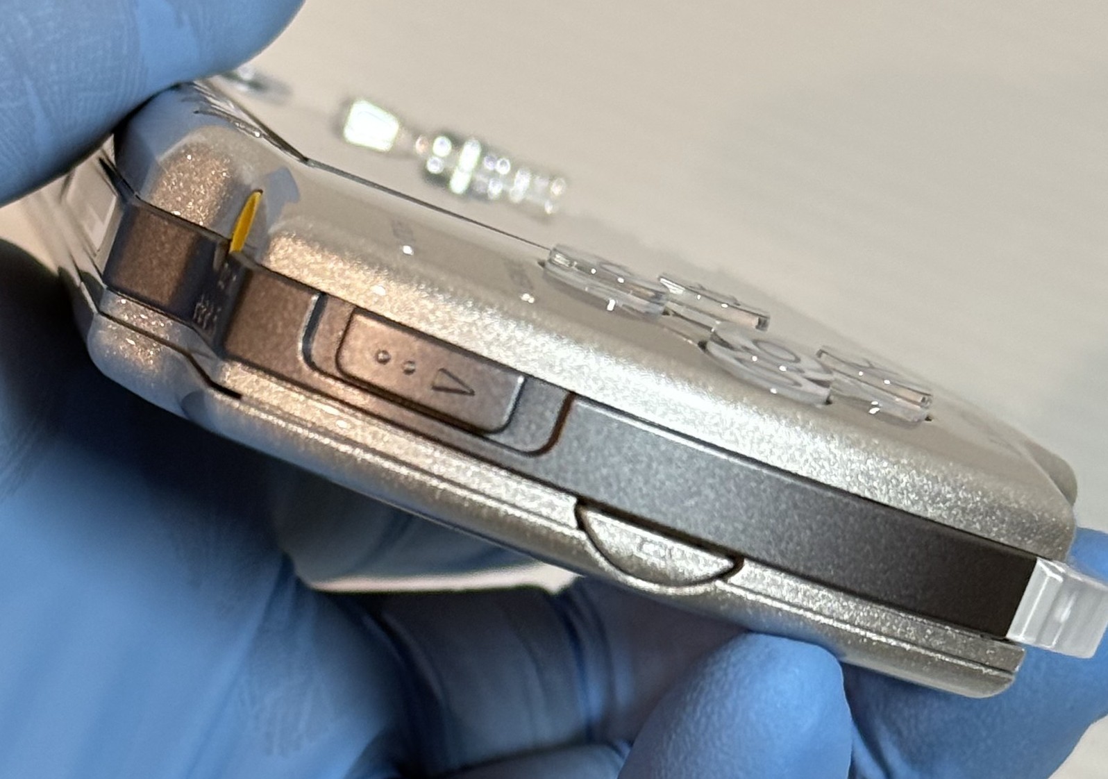Sony PSP-2000 PSP 2000 Console Silver Region free w/adapter, battery – Very Good