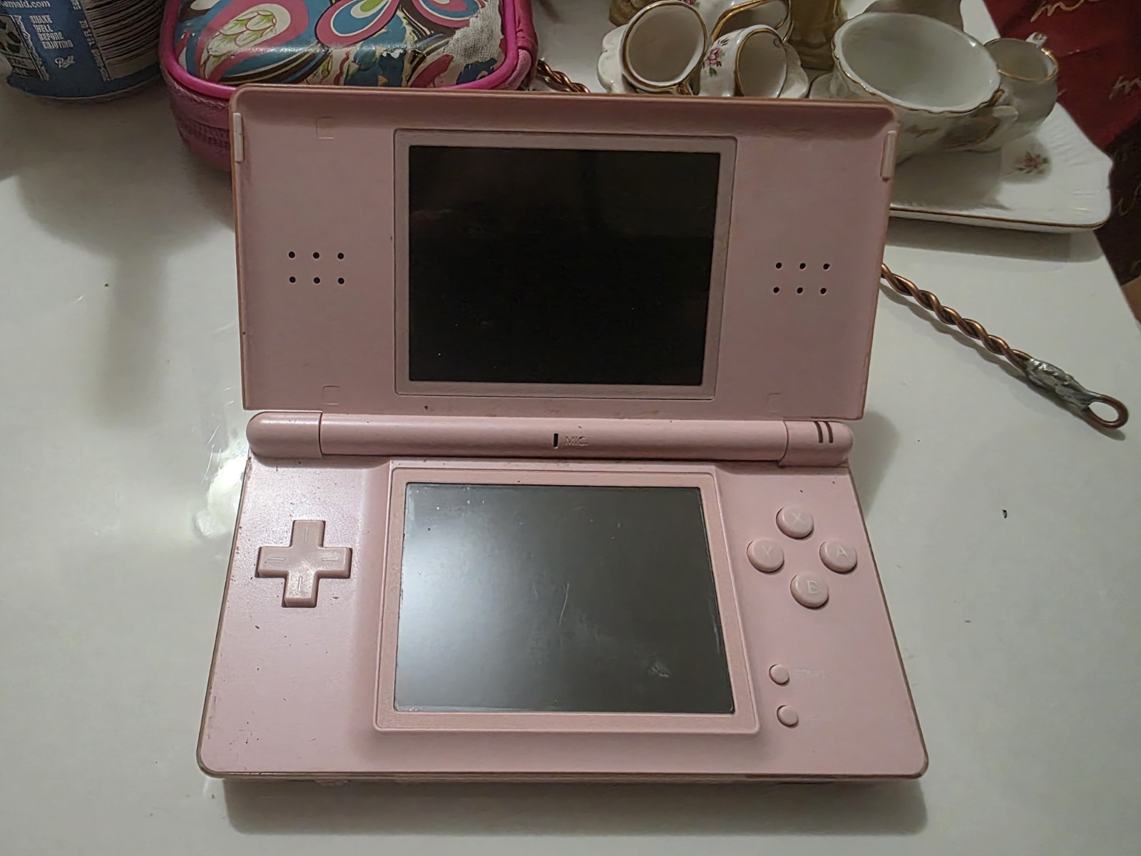 Nintendo DS Lite Pink Handheld Console w/ Case Charger Not Included Working.