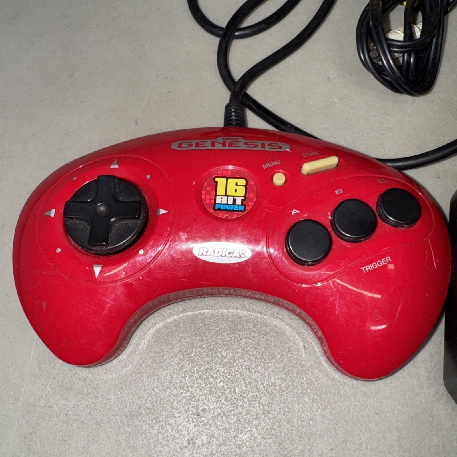 Radica Sega Genesis 16-BIT Power Plug & Play 6-in-1 Game System Red 2004