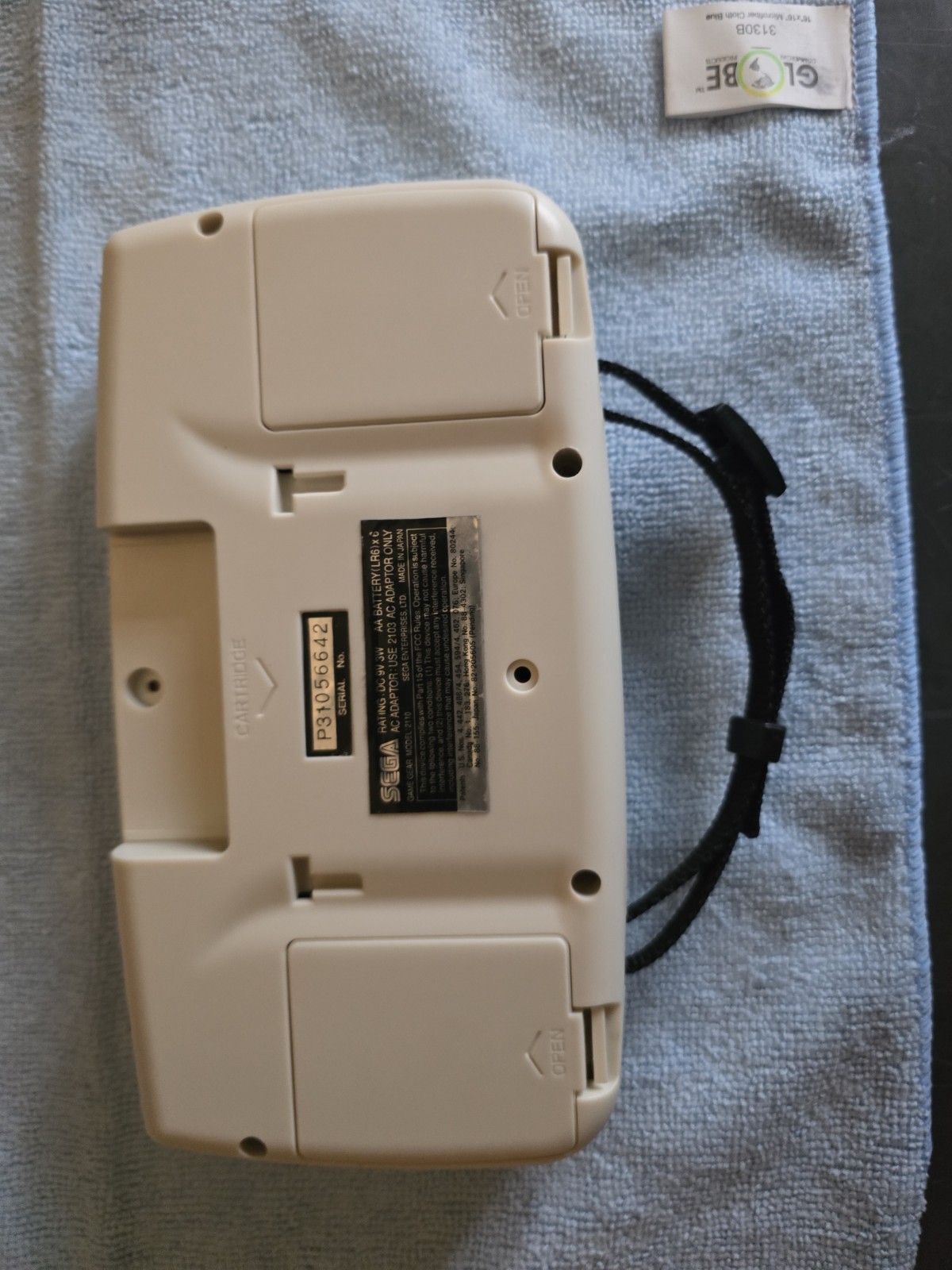 SEGA Game Gear Console – Recapped, IPS Screen, Glass lens, New shell, 2 games