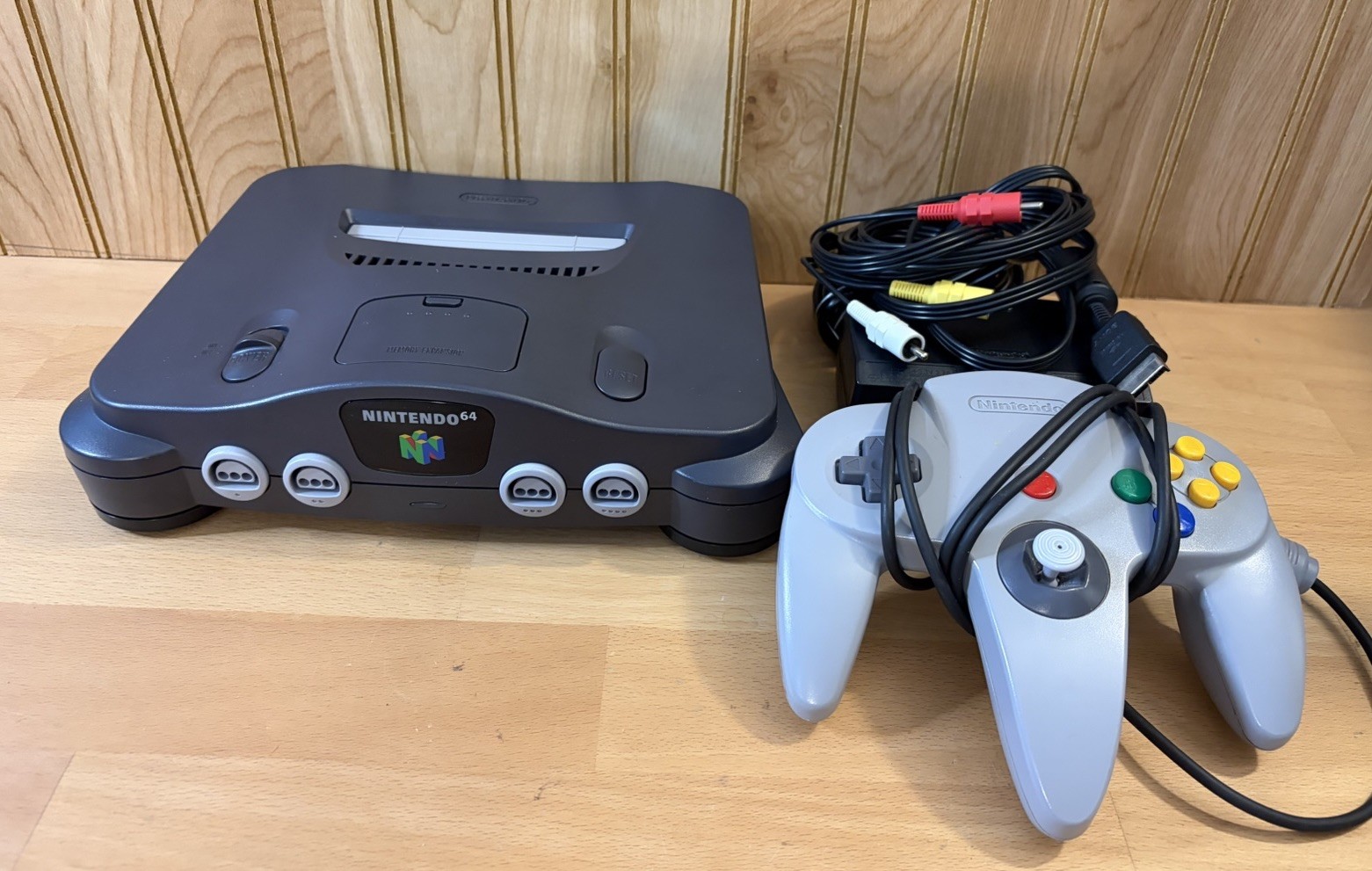 Nintendo 64 N64 Console Bundle Tested w/ Controller + All Cords *CLEAN*