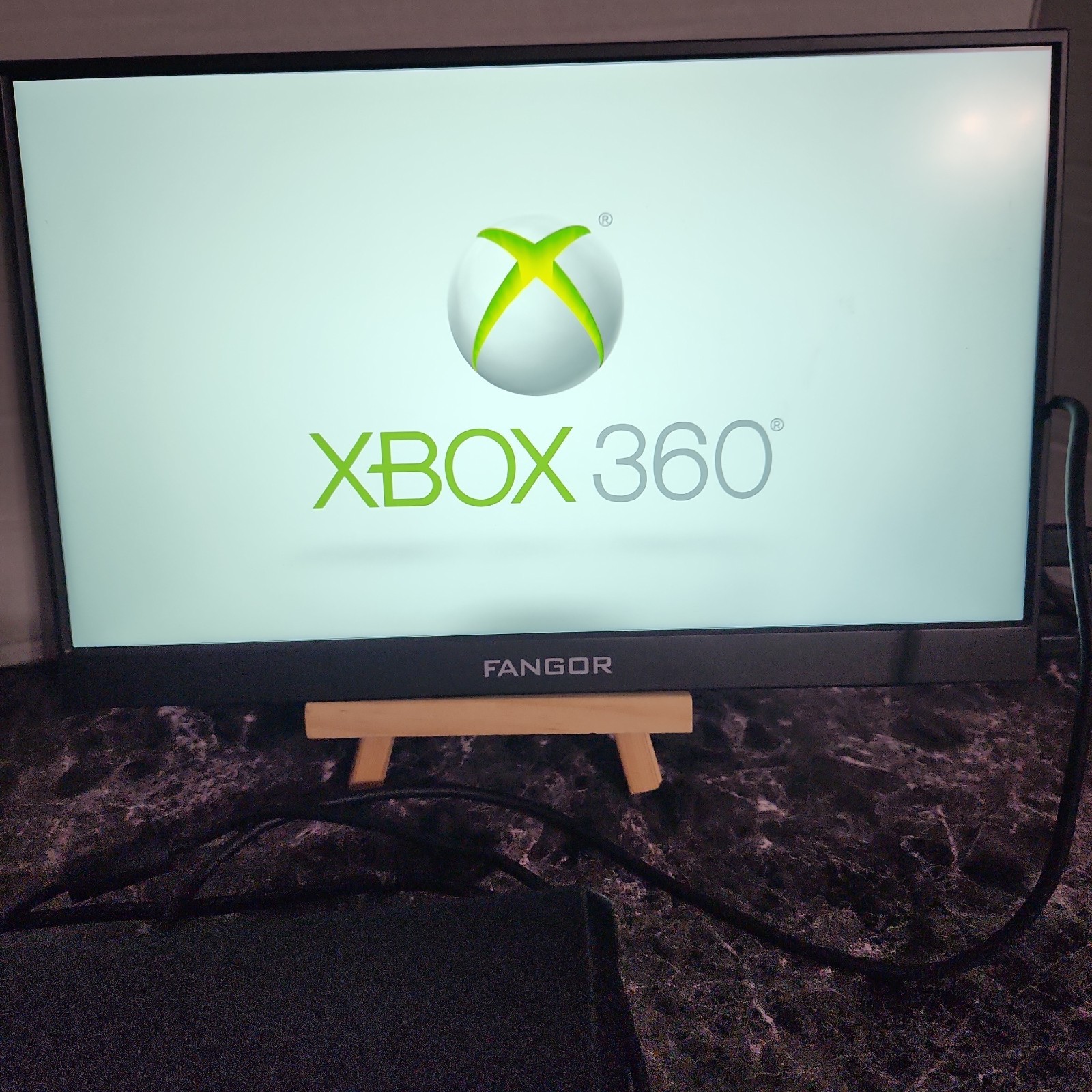Microsoft Xbox 360 S 4GB Console Bundle Kinect Sensor 5 Games Tested Working OEM
