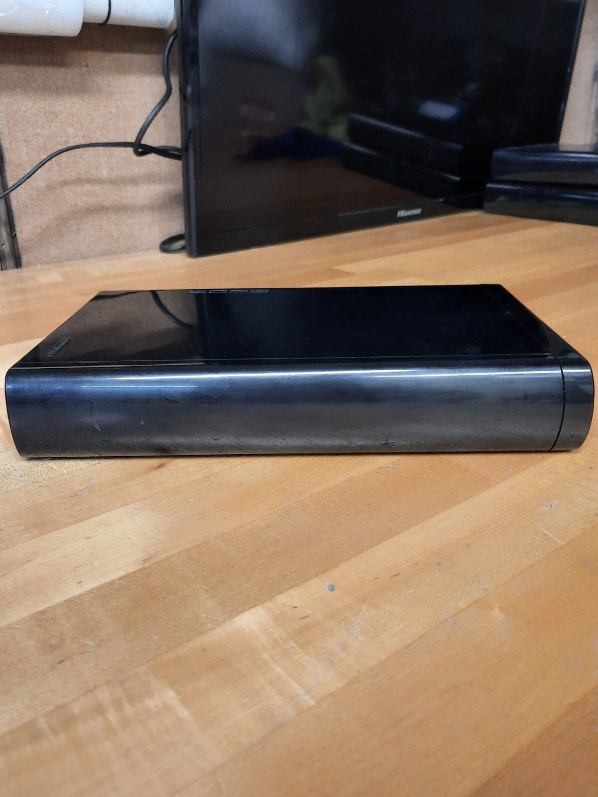Nintendo Wii 32GB Black WUP-101(02) TESTED. SCRATCHES. NO GAMEPAD OR ACCESSORIES