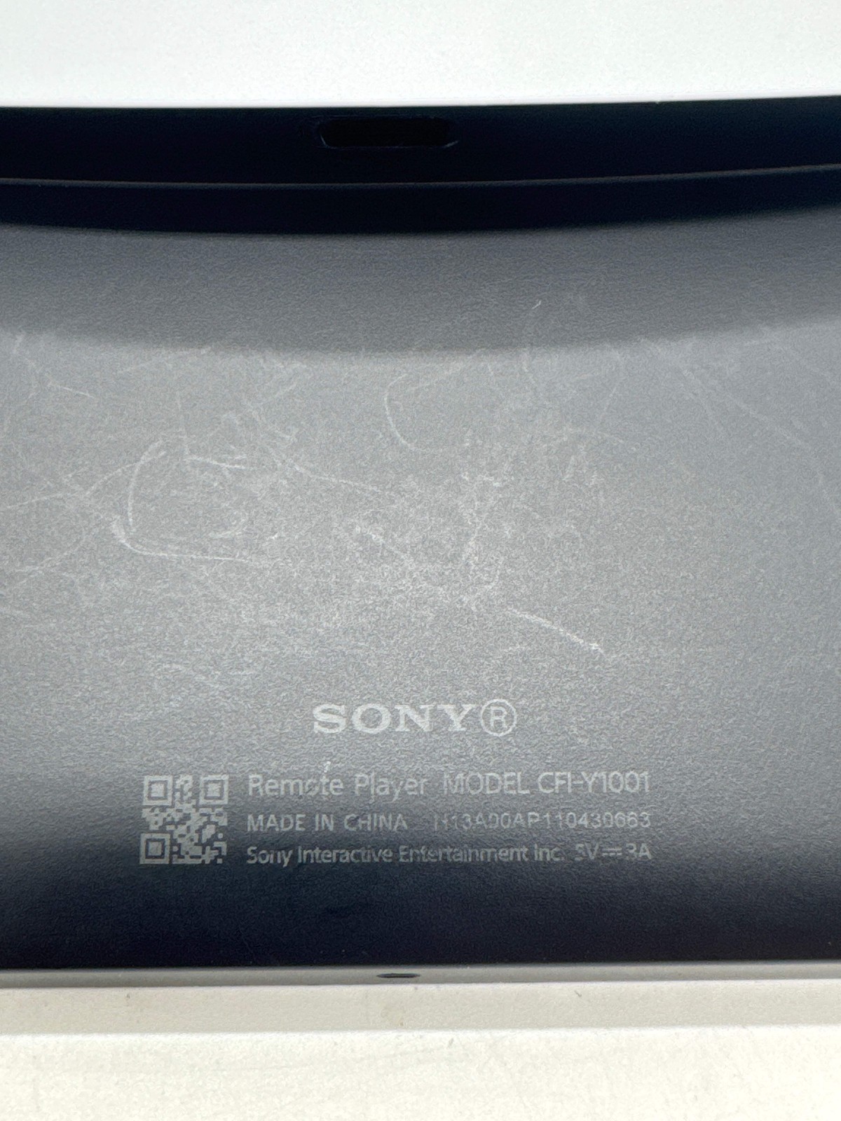 Sony PlayStation Portal (CFI-Y1000) White Handheld Console