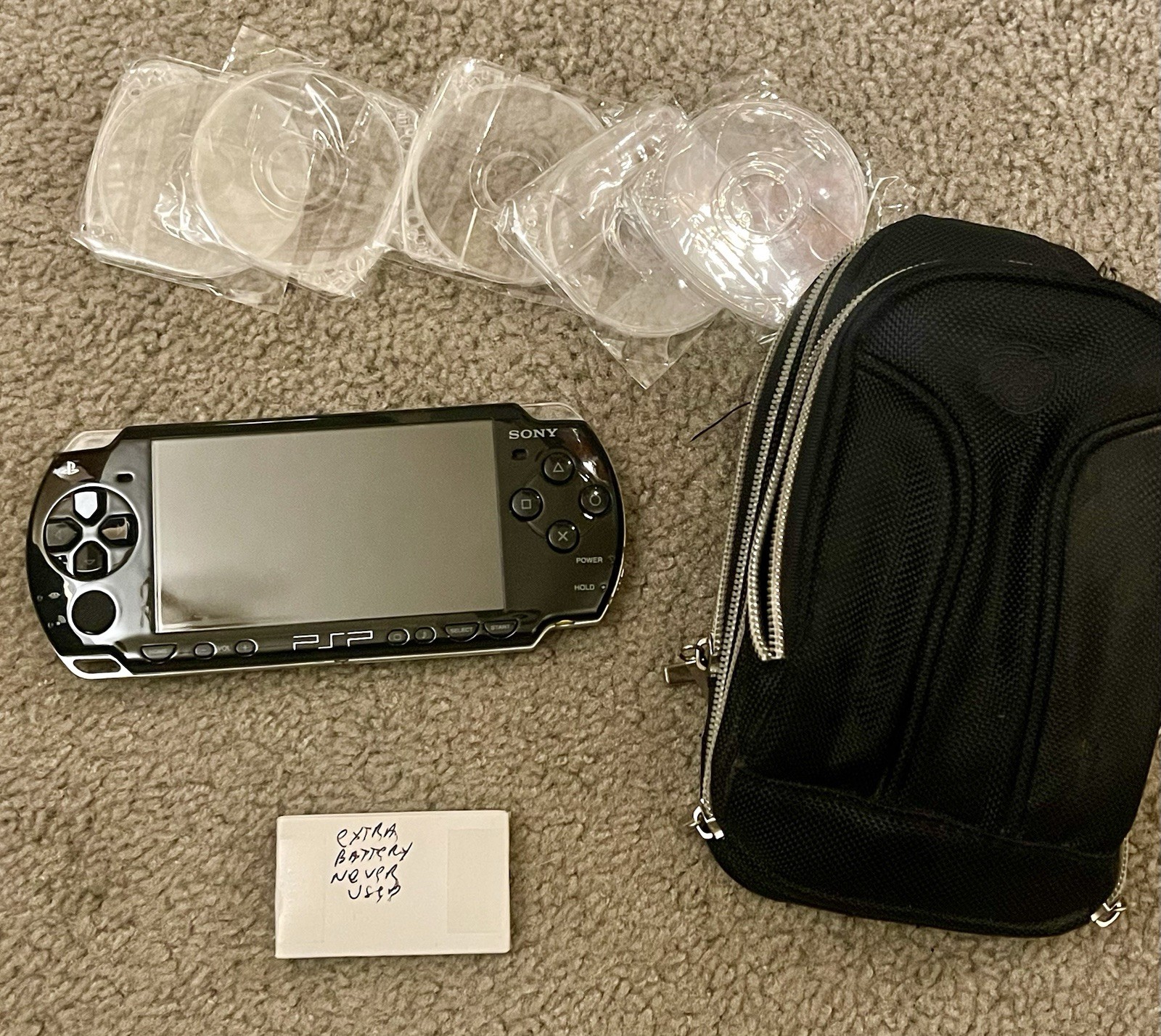 PSP With 33 Games/movie Piano Black Extra Battery W/charger