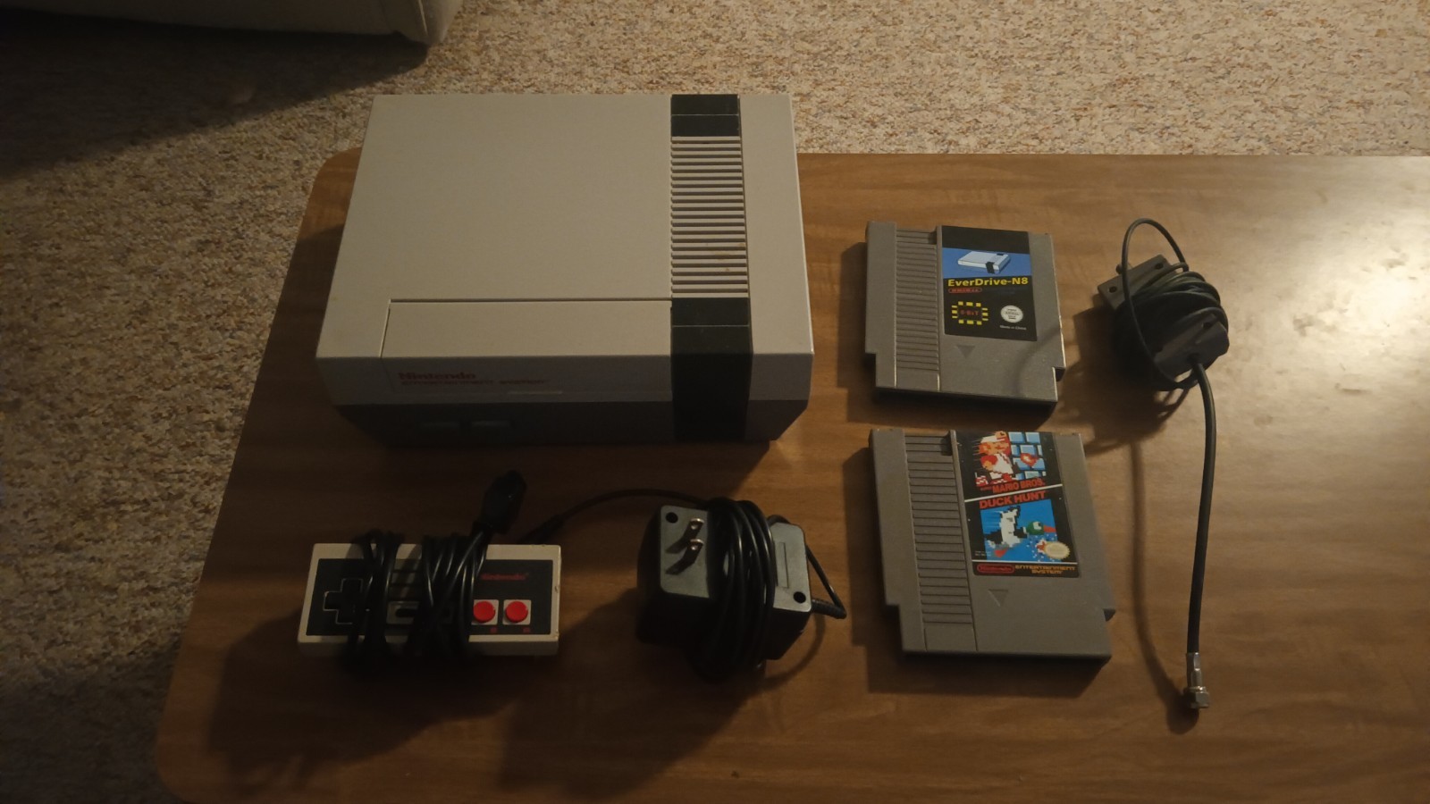 Nintendo Entertainment System with Chinese Everdrive