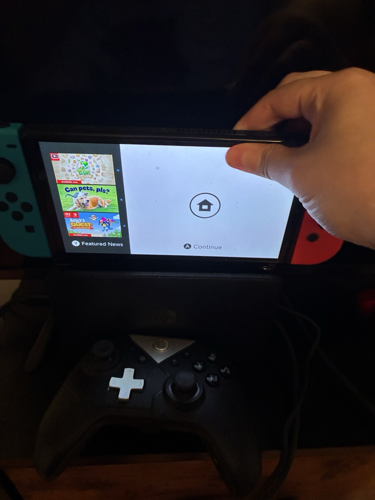 Nintendo Switch 64gb Console Red/Blue Joy-Con, Dock, Black Controller 1080p