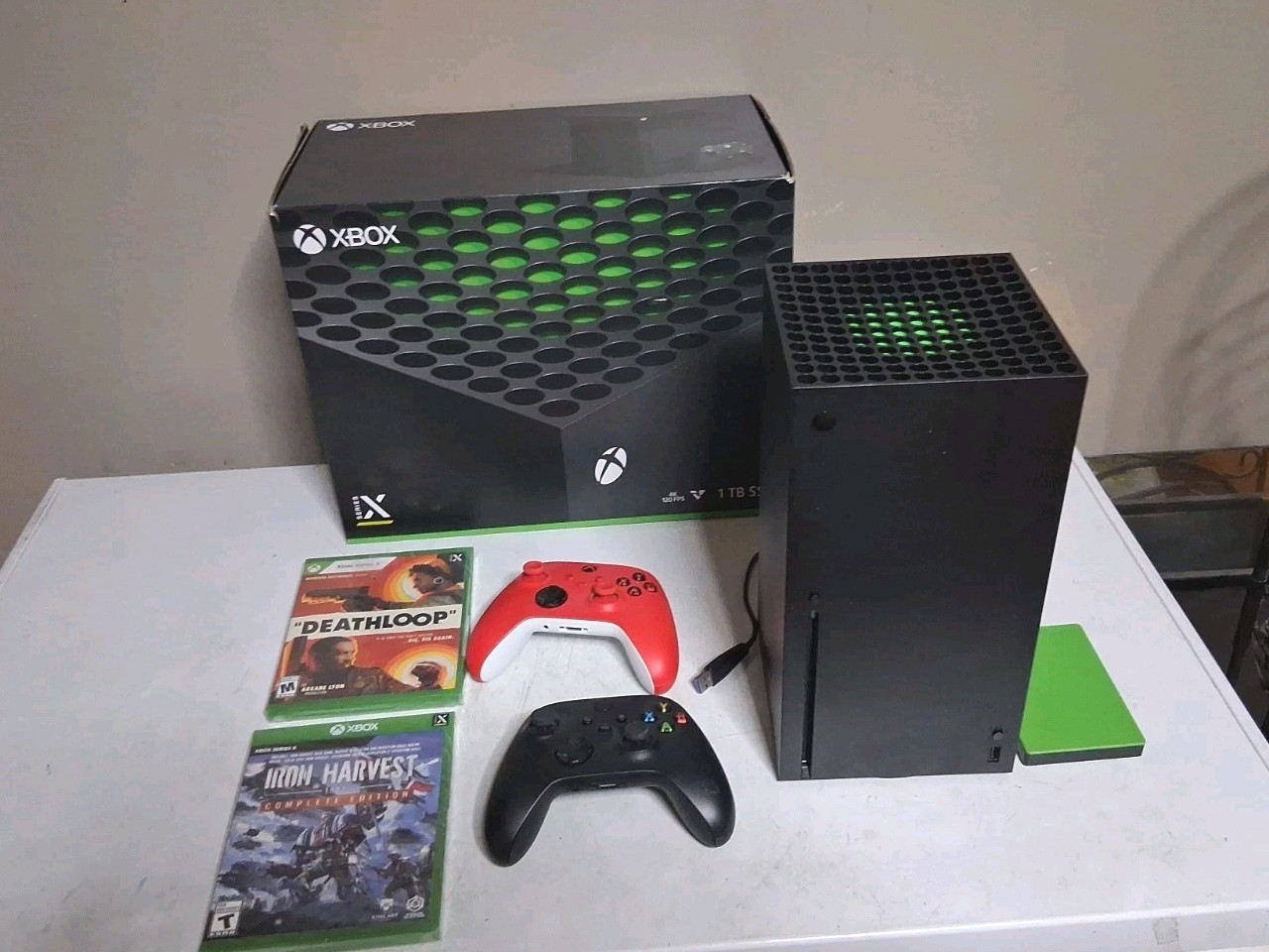 Xbox Series X 1TB Console Bundle 2 Controllers 2 Games 2tb Seagate Game Drive