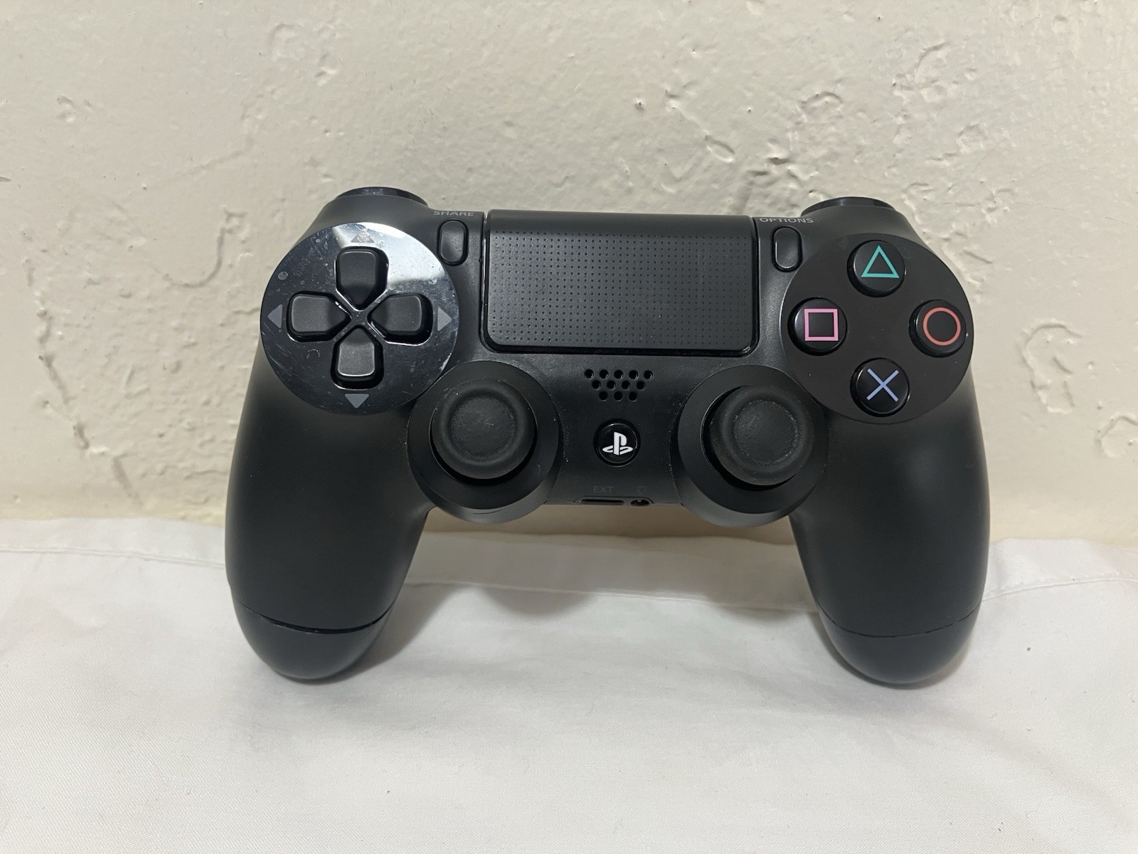 Sony Playstation 4 PS4 Console CUH-1001A CLEAN NEW THERMAL PASTE 500GB 3 Games++
