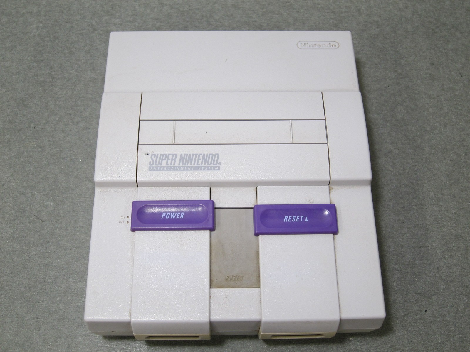 Super Nintendo SNES Console SNS-001 w/ Original Power Adapter & Controller