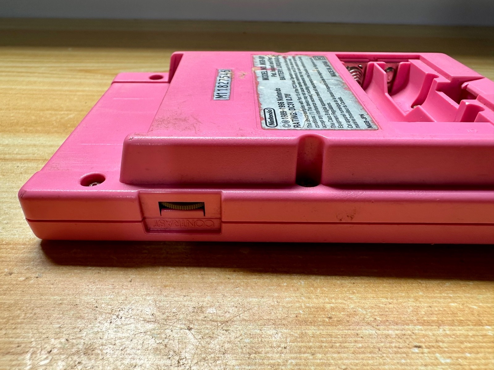 Nintendo Gameboy Pocket MGB-001 Hot Fuchsia Pink Handheld System Console