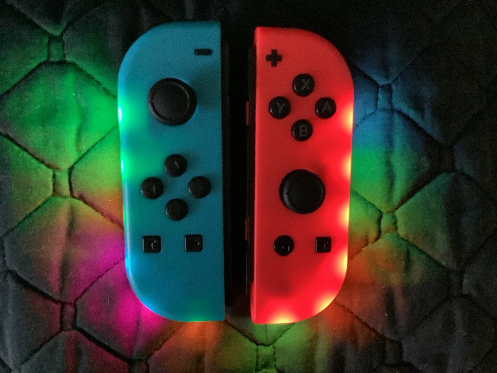 Nintendo Switch (HAC-001) – Handheld Console & Joycons