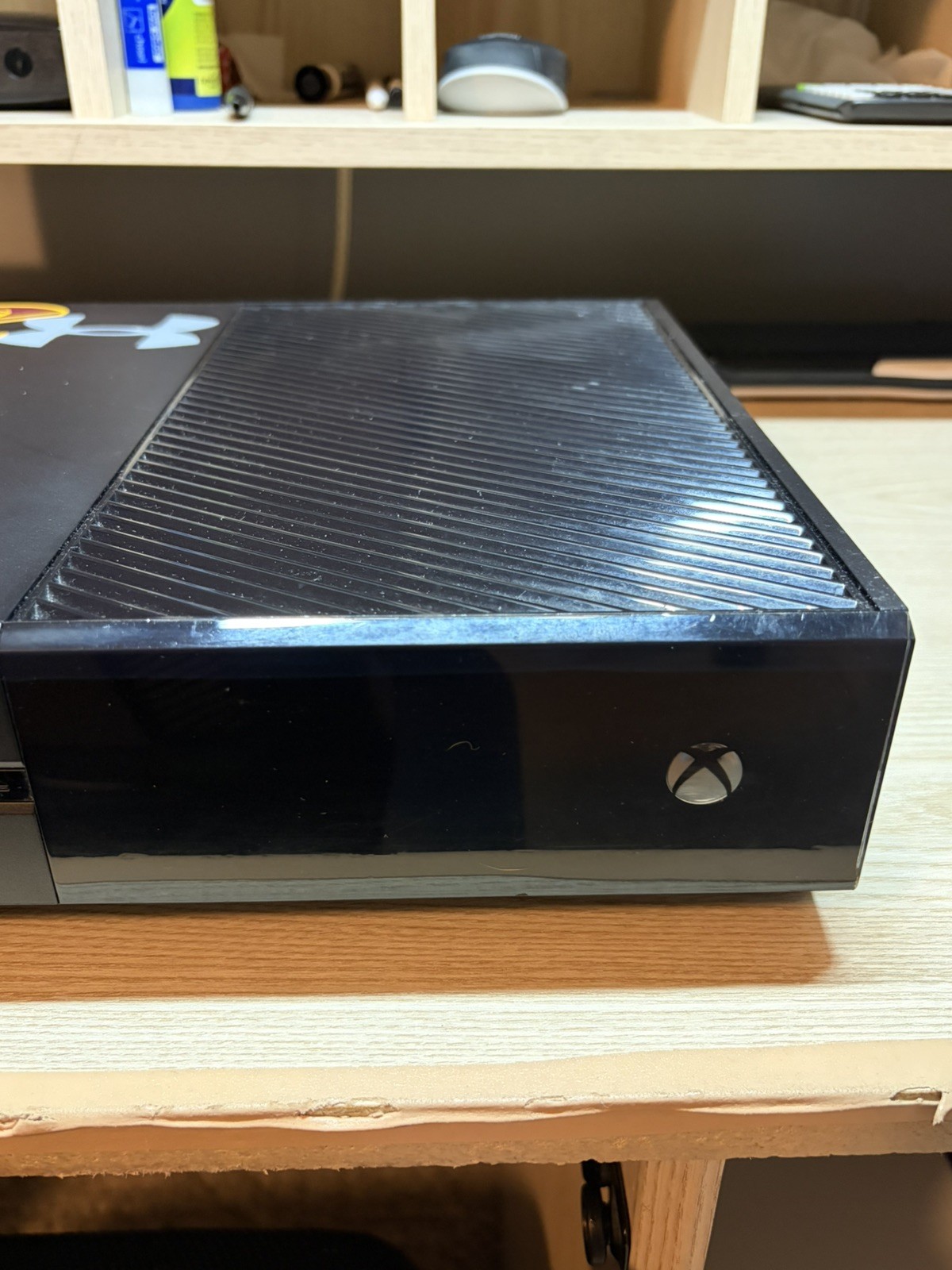 Microsoft Xbox One 1540 Console With 1 Controller