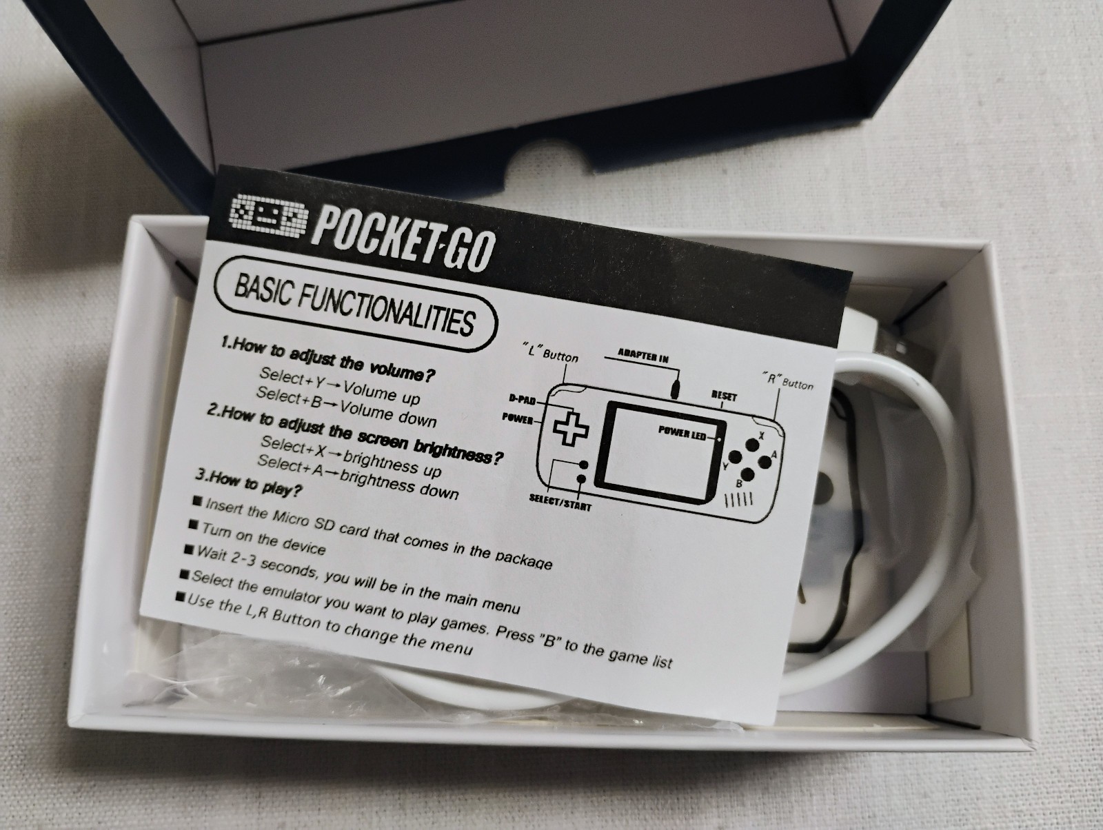 Bitt Boy Pocket Go [2019] V1 Retro Game Console Handheld System [NEW, open box]