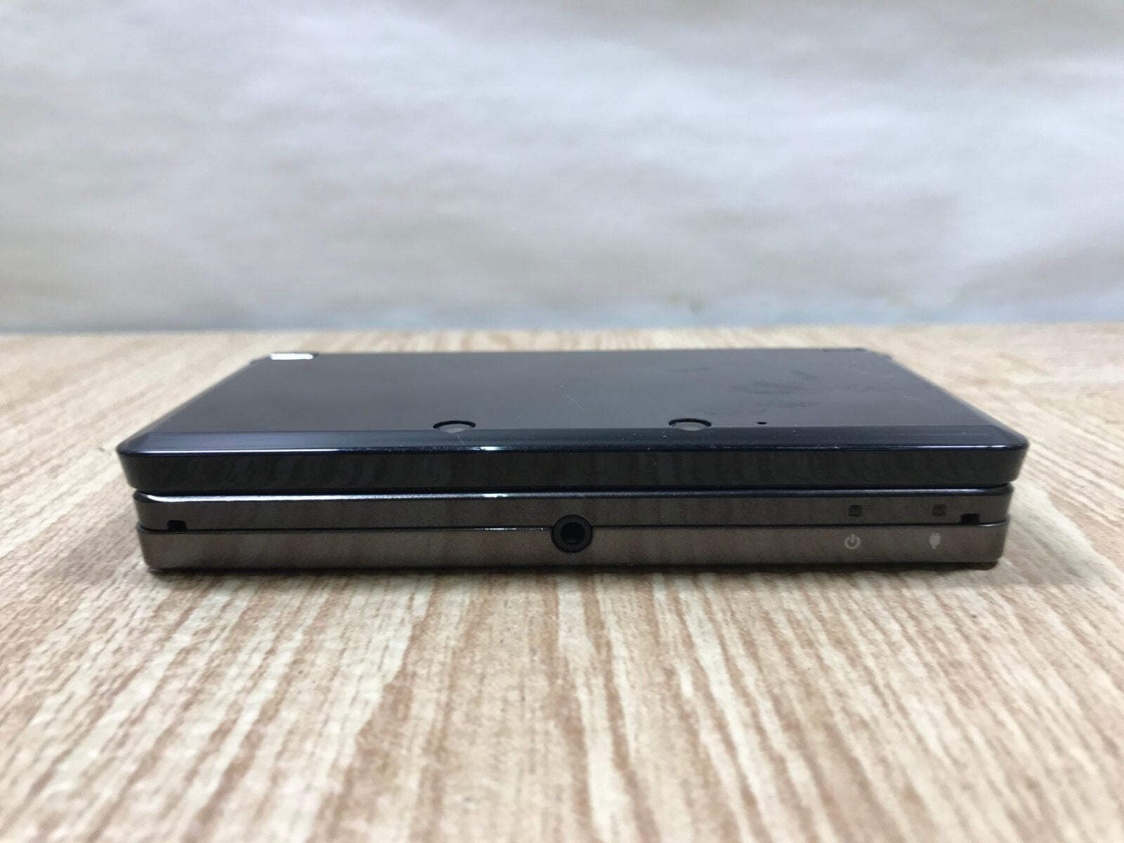 Nintendo 3DS Cosmo Black Console Nintendo Japan – With Defects LG9333