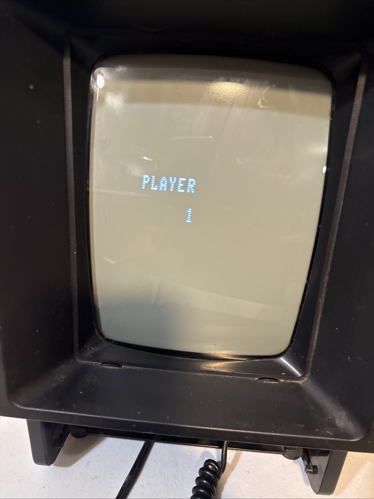 GCE Vectrex Arcade System Console 1982 – POWERS ON – SOLD AS IS / LOOK/READ!