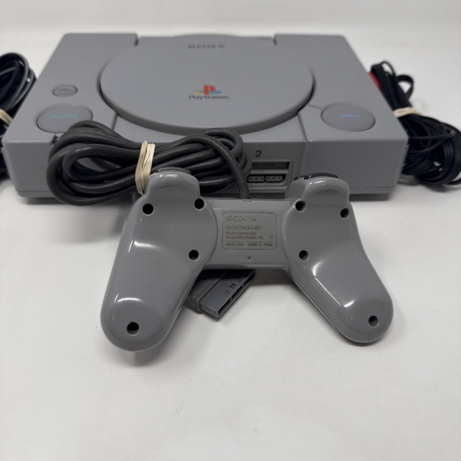 Sony PlayStation 1 Console SCPH-5501- PS1 BUNDLE – TESTED AND WORKING