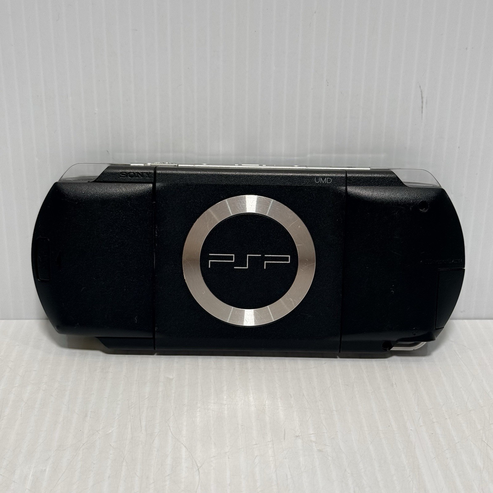 Sony PSP-1001 Black Console With Charger And 32 MB Sony Storage Memory Card