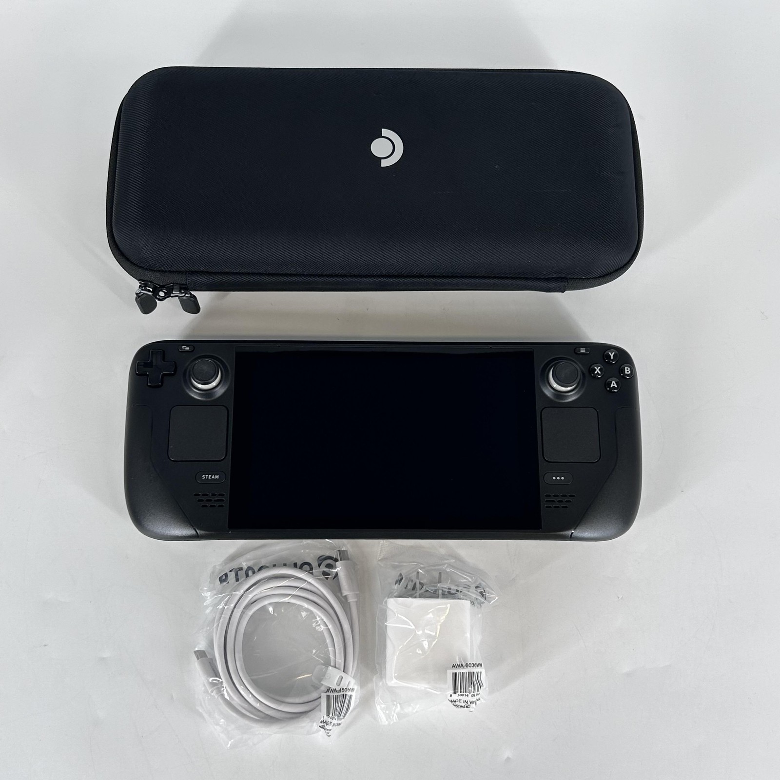 Valve Steam Deck Handheld Console Black 256GB w/ Case/Charger – Good Condition
