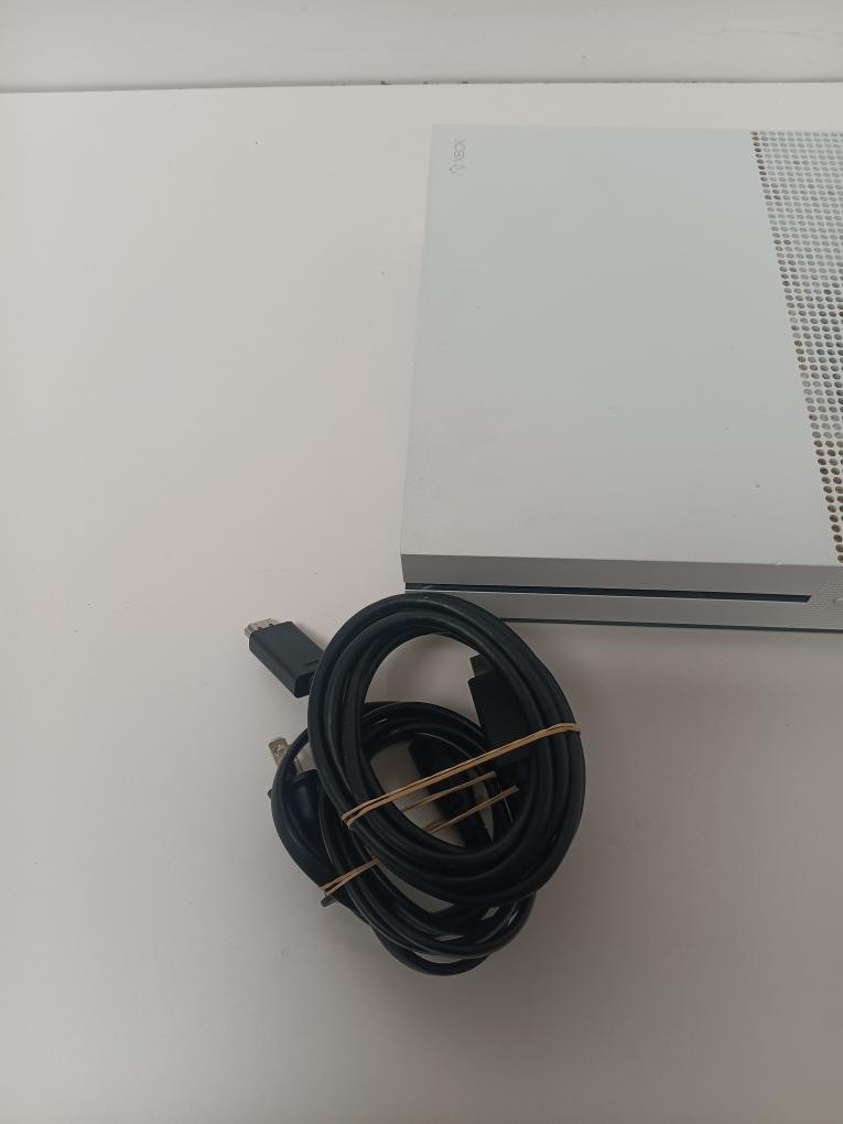 MICROSOFT XBOX ONE S CONSOLE 500GB 1681 (P08036689)