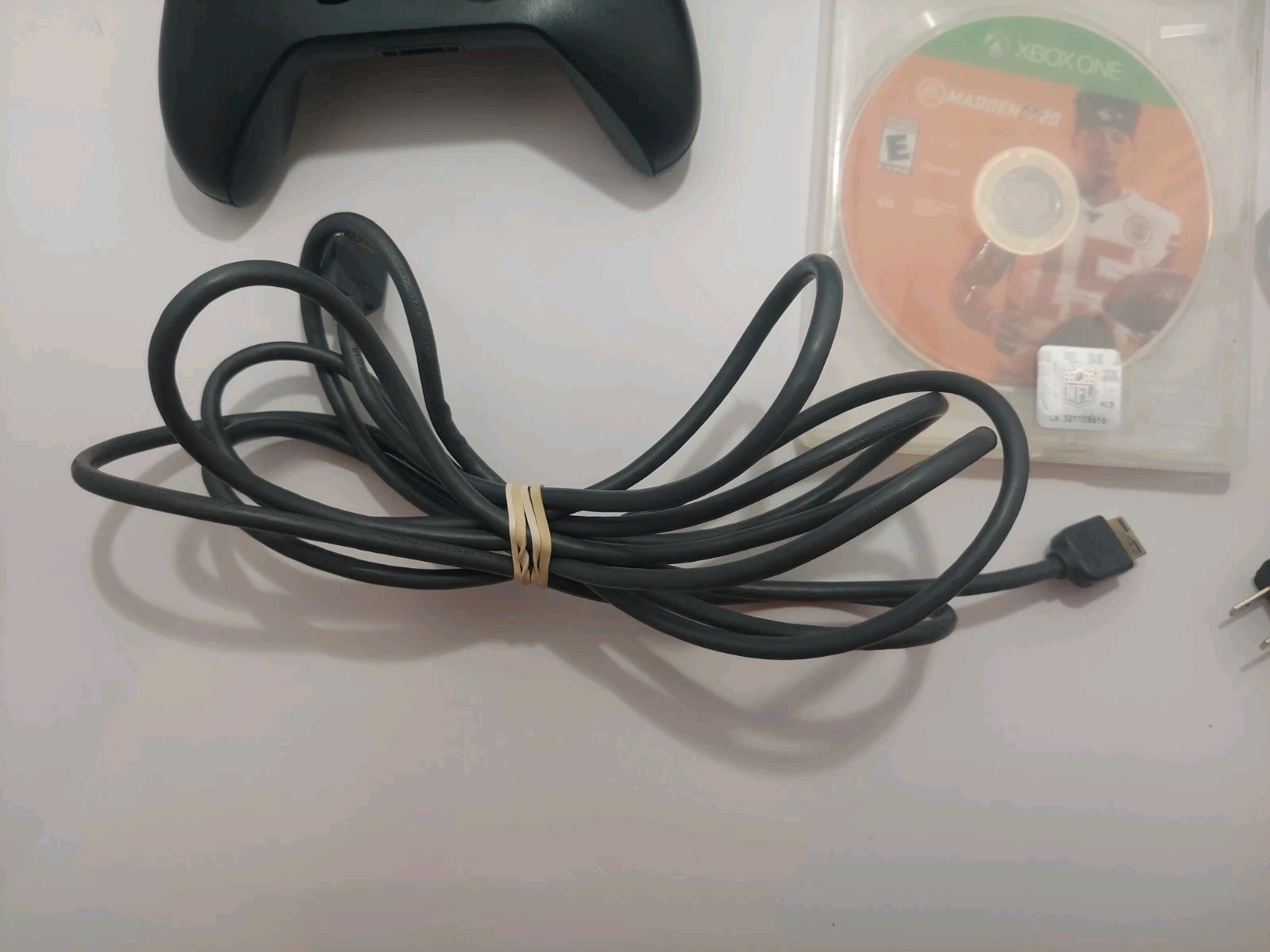Xbox One 500GB Console Bundle – Controller – Power & HDMI Cord – Tested