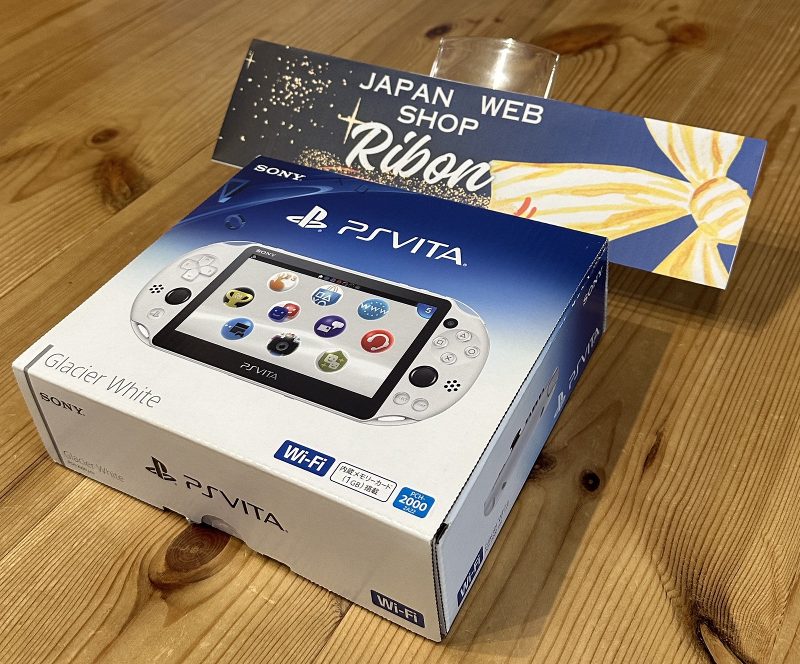 SONY PlayStation Vita Wi-Fi Model Glacier White PCH-2000ZA22 Japan New game