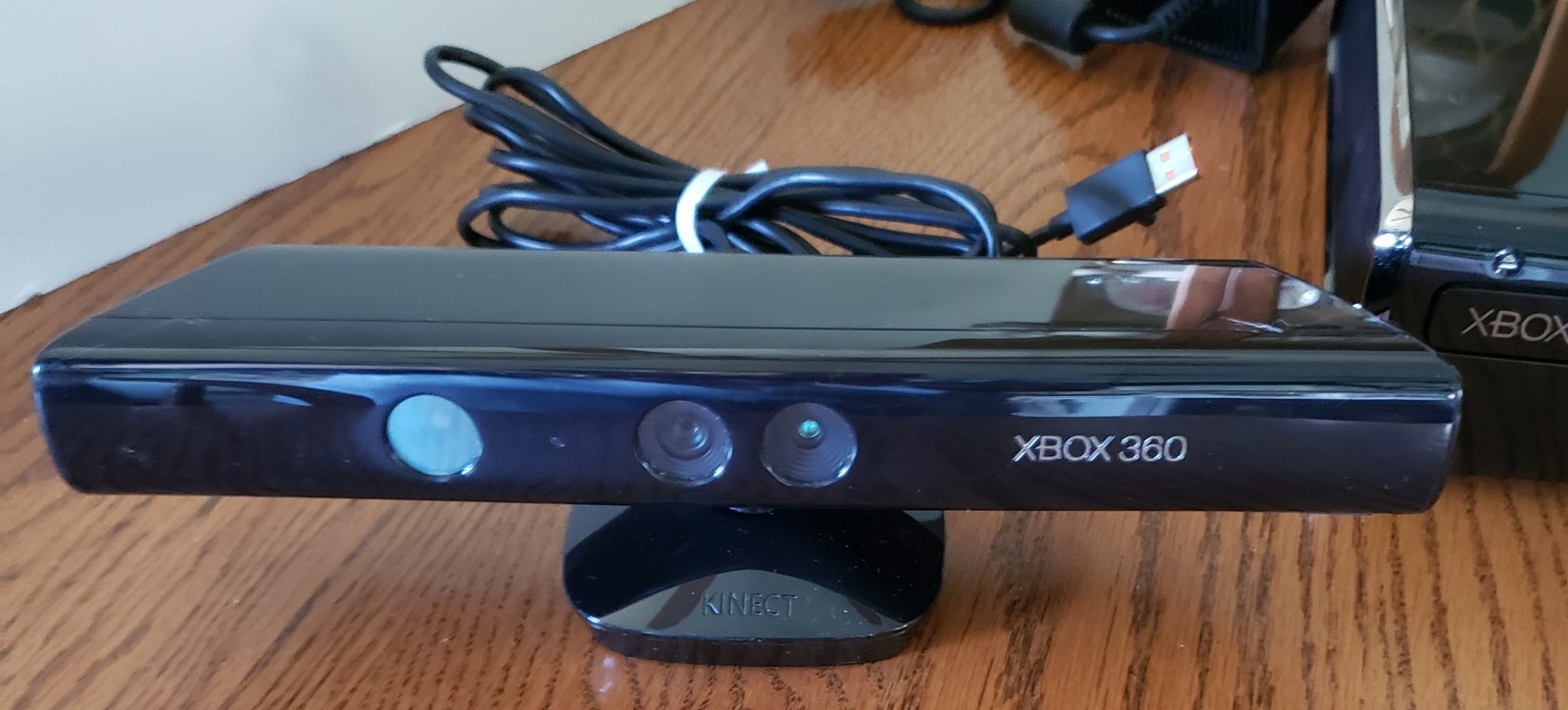 Xbox 360 S ( 1439 ) Bundle