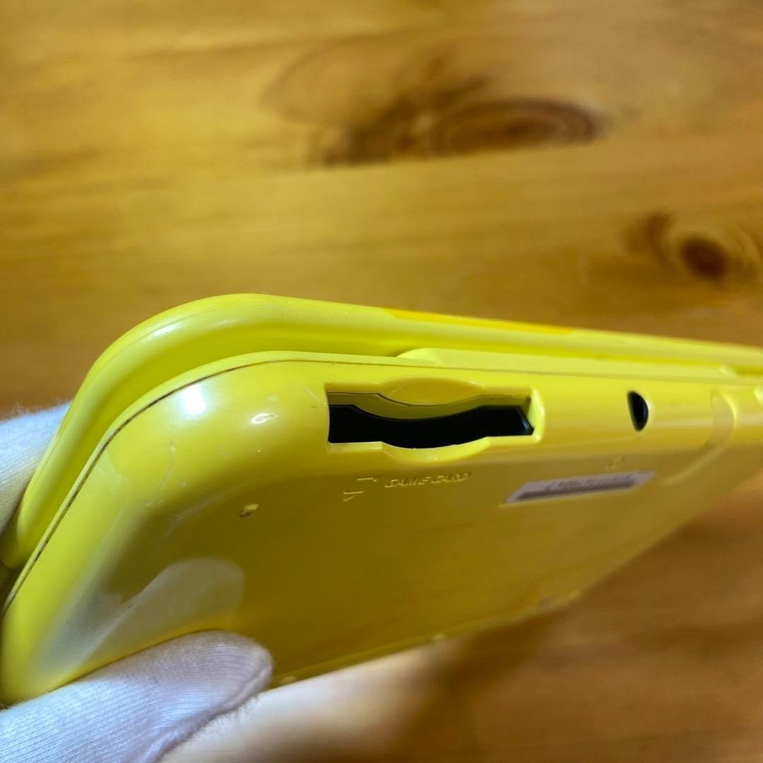 New Nintendo 3DS LL Console, Pikachu Yellow, 6095 From Japan