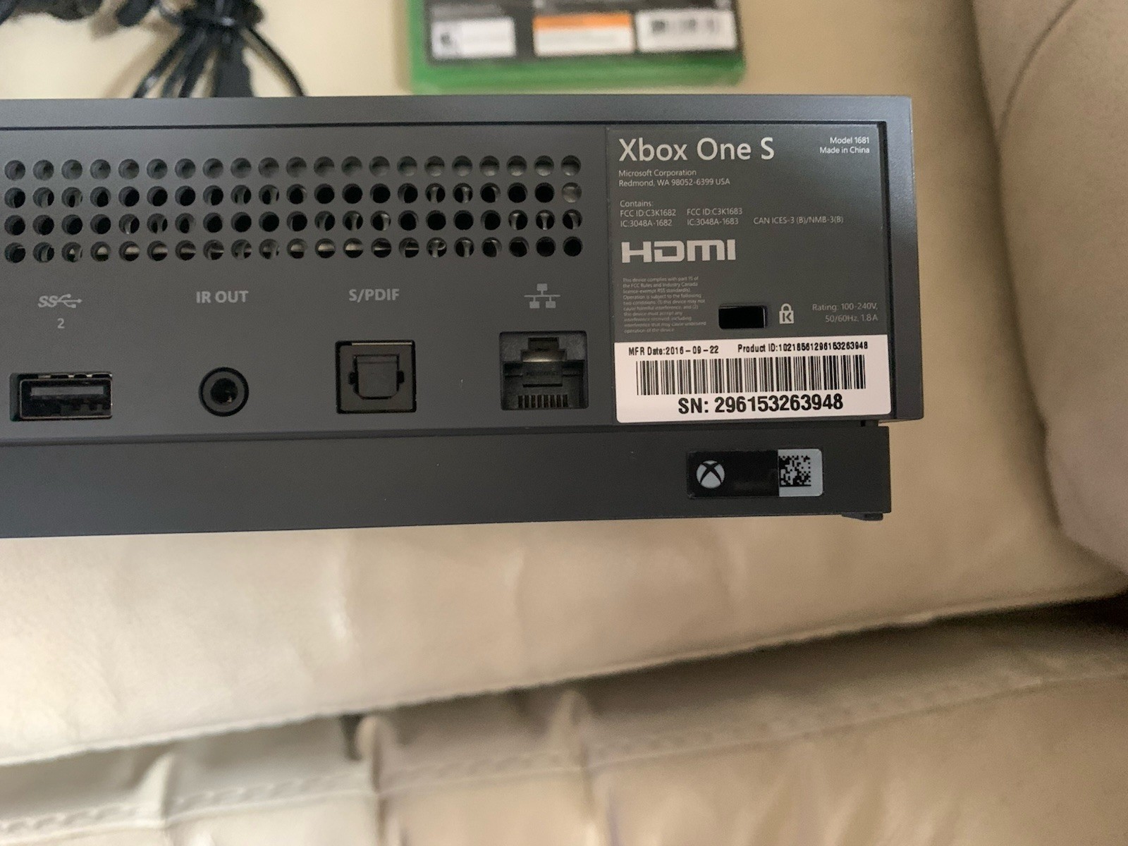 Microsoft Xbox One S Battlefield 1: Storm Gray Special Edition Bundle 500GB Gray