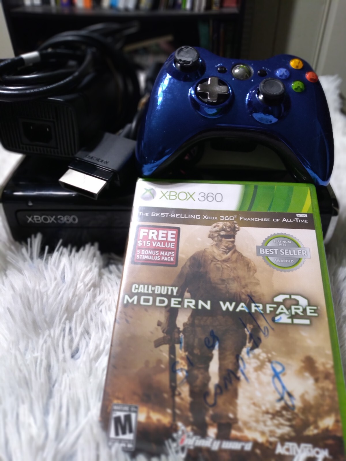 Xbox 360 Slim 250GB+Call Of Duty: Modern Warfare 2 SEALED+Chrome Blue controller