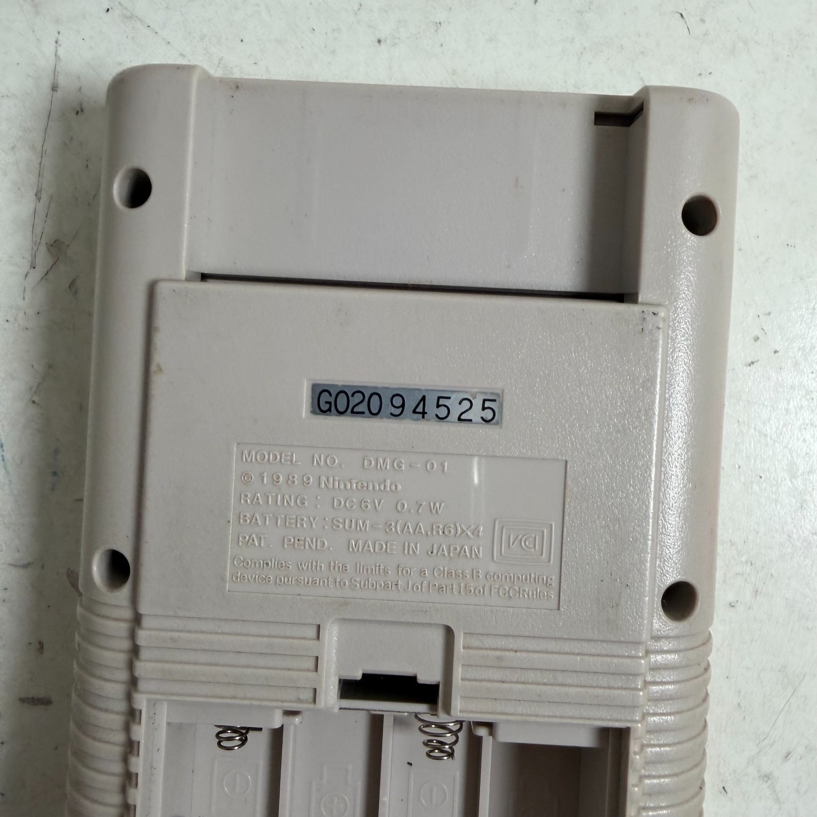 Nintendo Game Boy DMG-01 Beige Classic Wireless Portable Game Console – READ