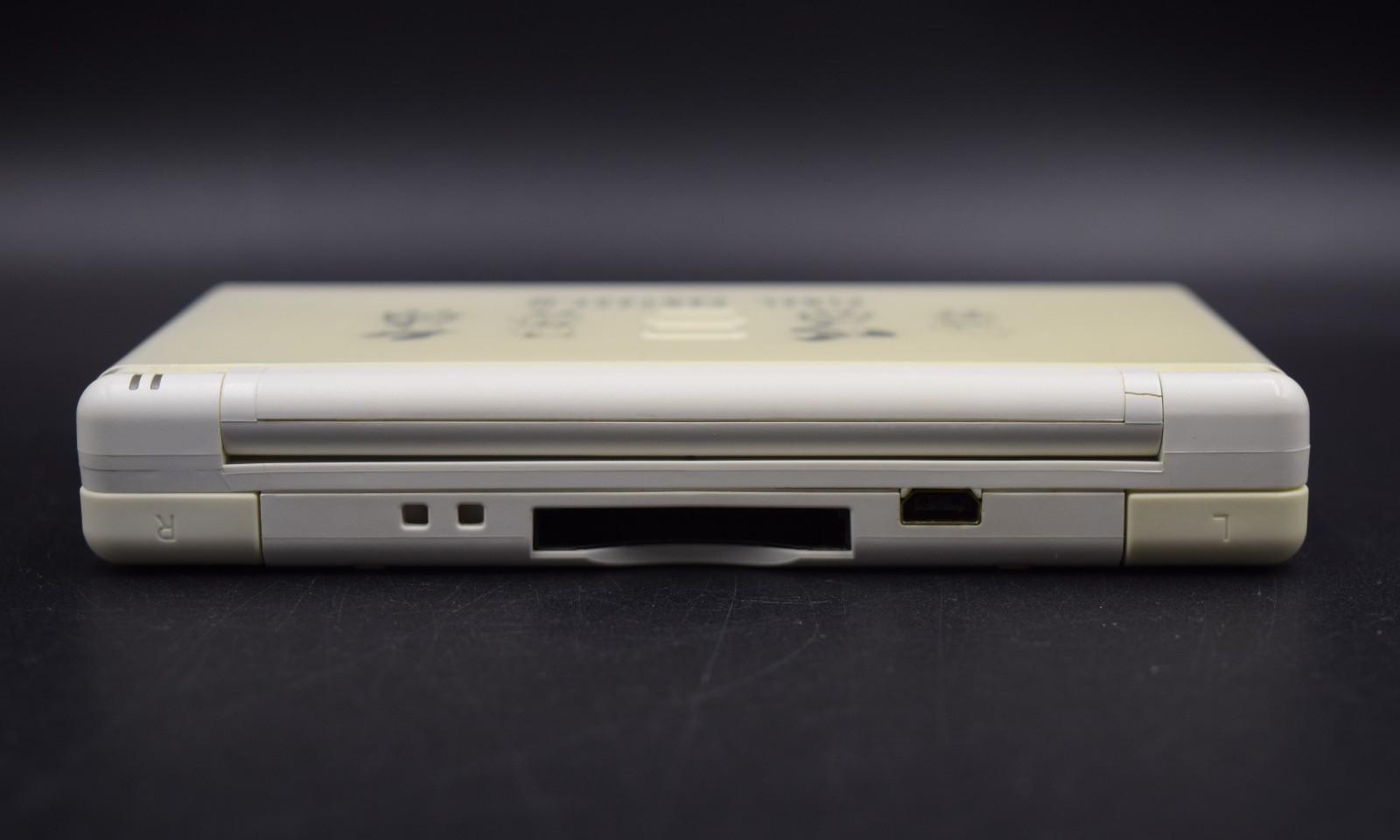 [READ] Nintendo DS Lite Final Fantasy Ⅲ Console Limited Edition Japan