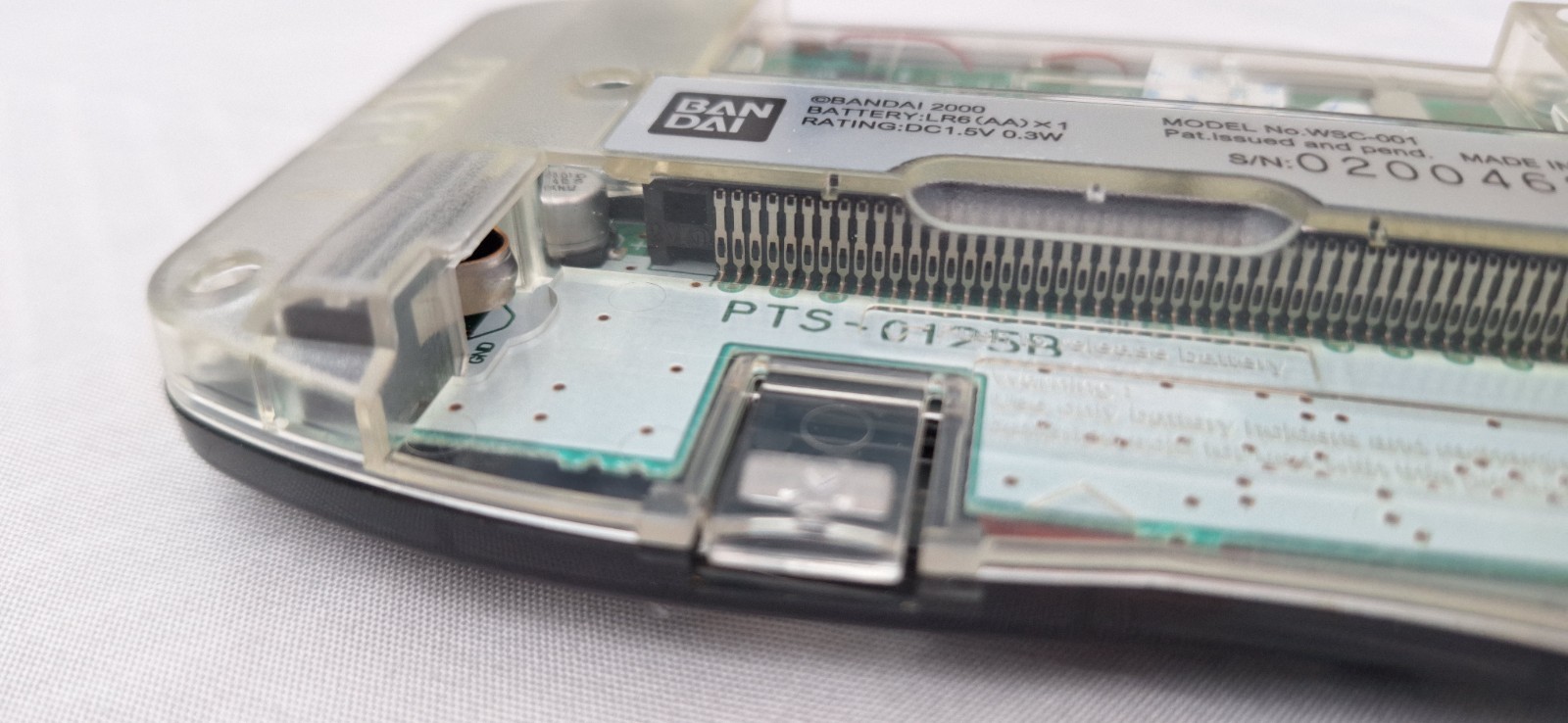 Bandai WonderSwan Color. Modded Backlit IPS LCD Screen, New Lens, New Speaker!