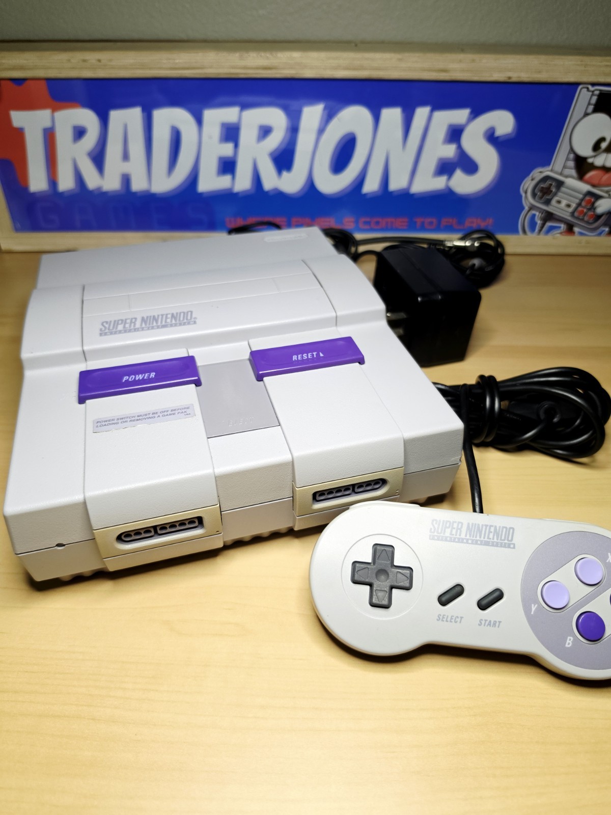 Super Nintendo SNES Console – Tested / Working – Cords + Controller
