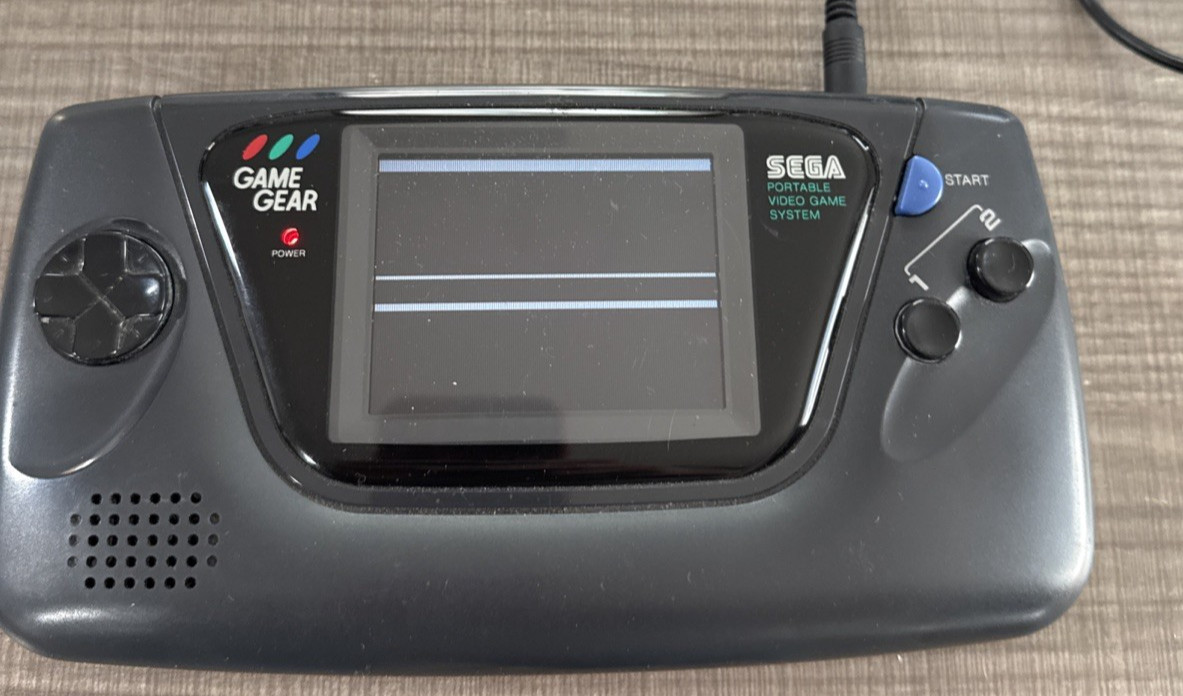 Sega Game Gear Console Bundle w/11 Games,Case, Cords For Parts/Repair No Returns