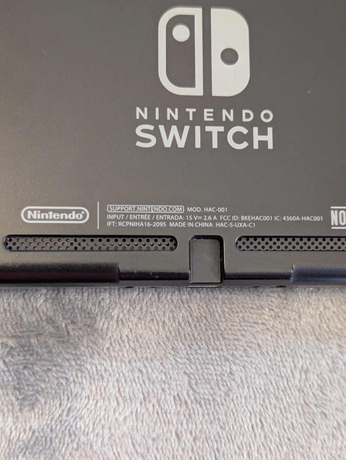 Nintendo Switch Model HAC-001 Handheld Console – Bundle