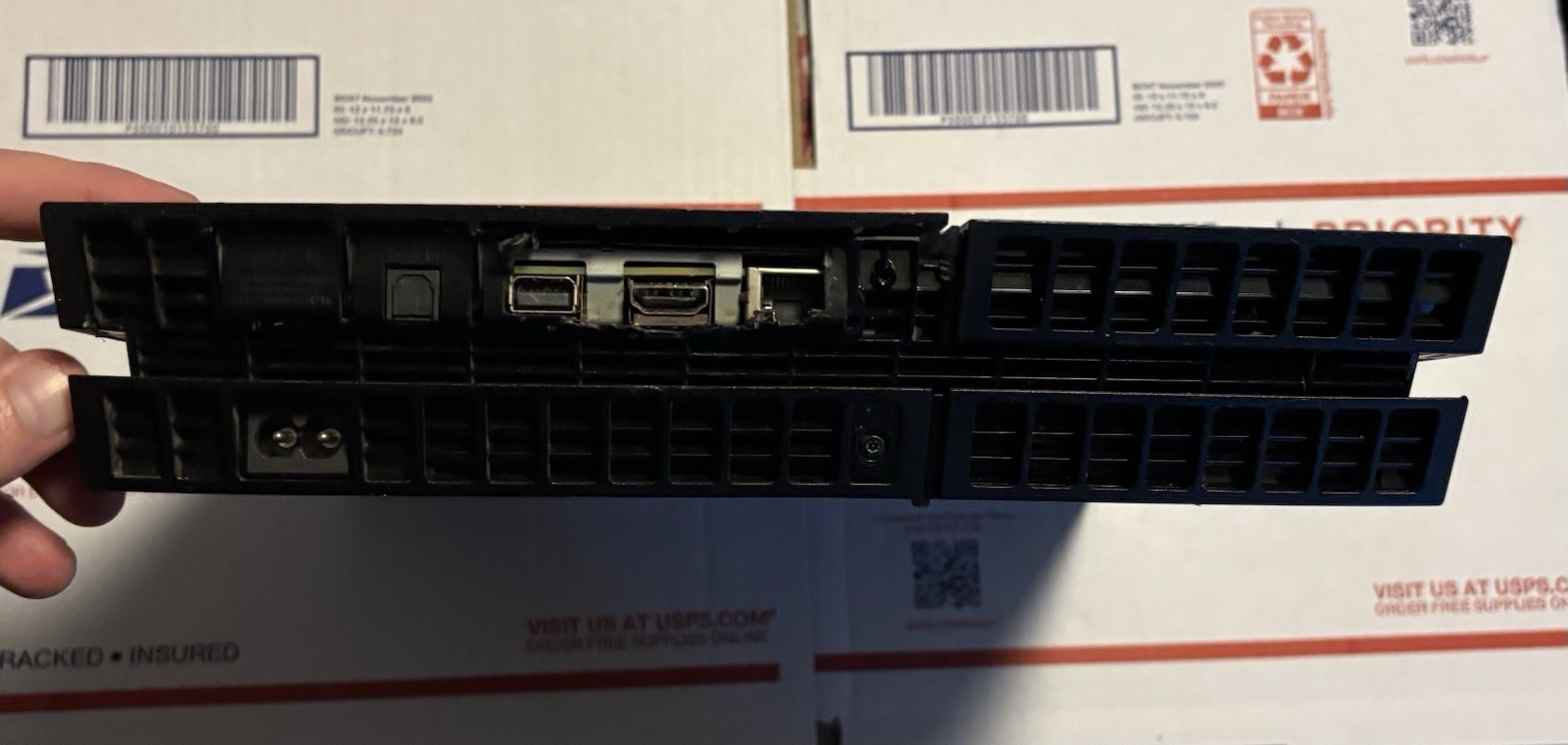 (Broken) Sony PlayStation 4 Home Console – Black (Pls Read Description)