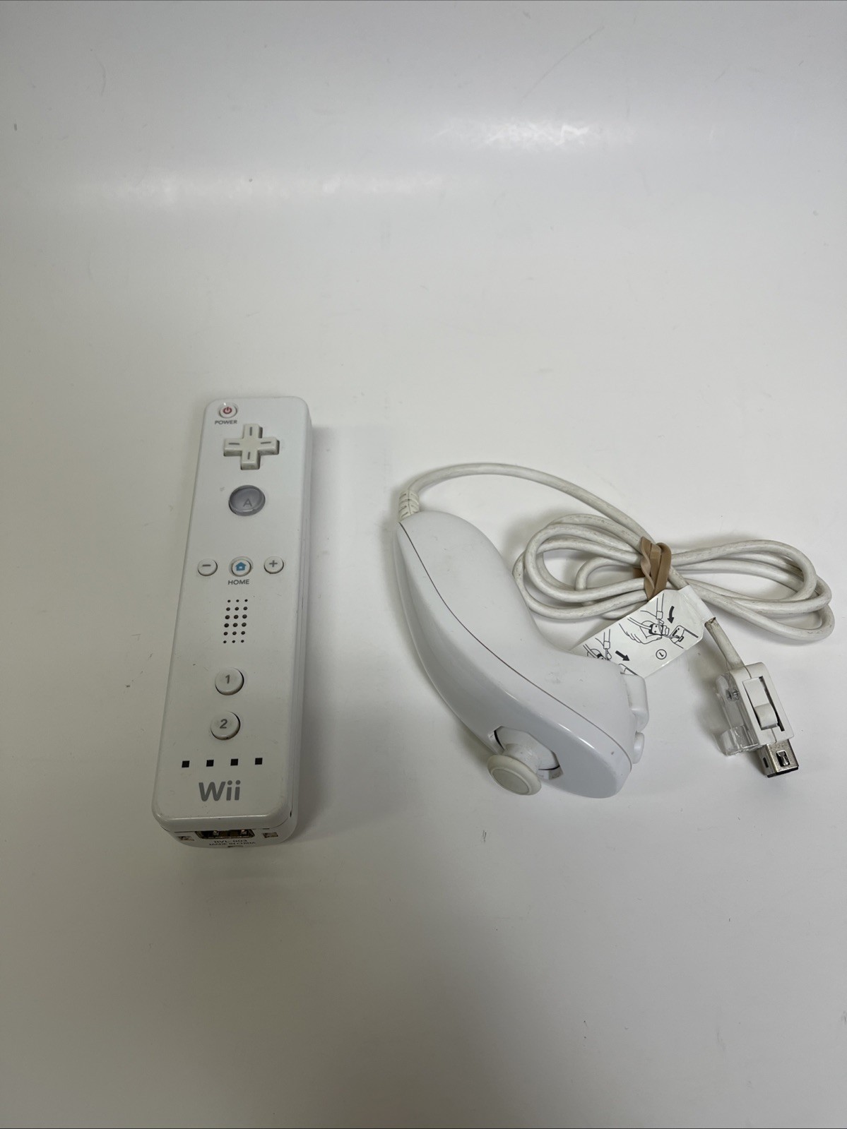 Nintendo Wii Console With Wiimote Controller, Nunchuck & Cords – Tested