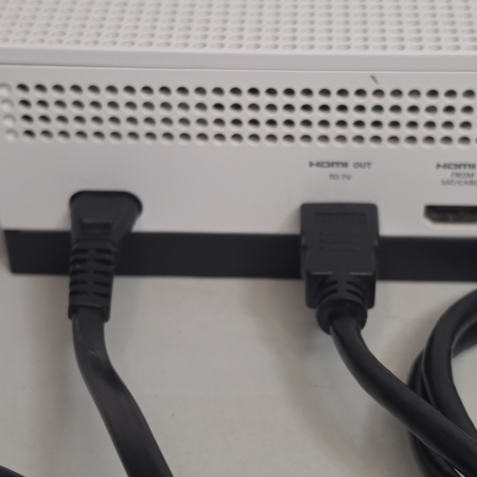 Microsoft Xbox One S 1681 500GB White Home Console