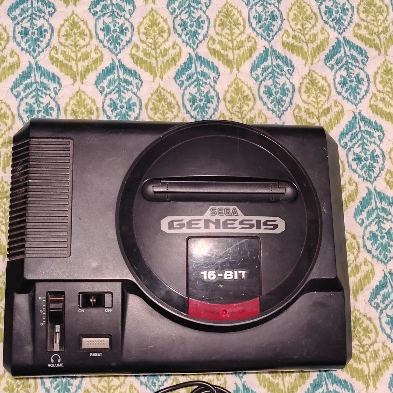 Sega Genesis Model 1 – Does Not Power On -OEM Power Supply Included