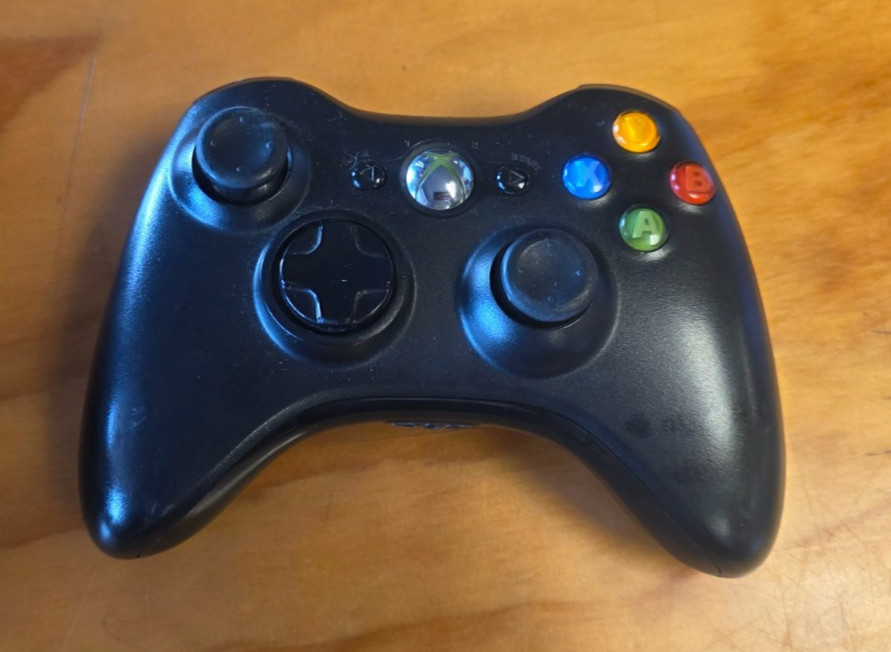 Xbox 360 Elite Console, 60 GB w/ controller and cords, TESTED! works great!
