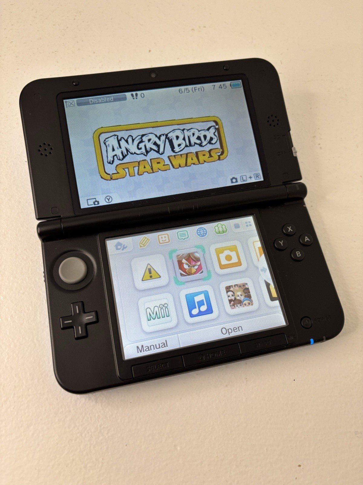 Nintendo 3DS XL Blue/Black Handheld System Wi-Fi w/ Game & OEM Charger Tested