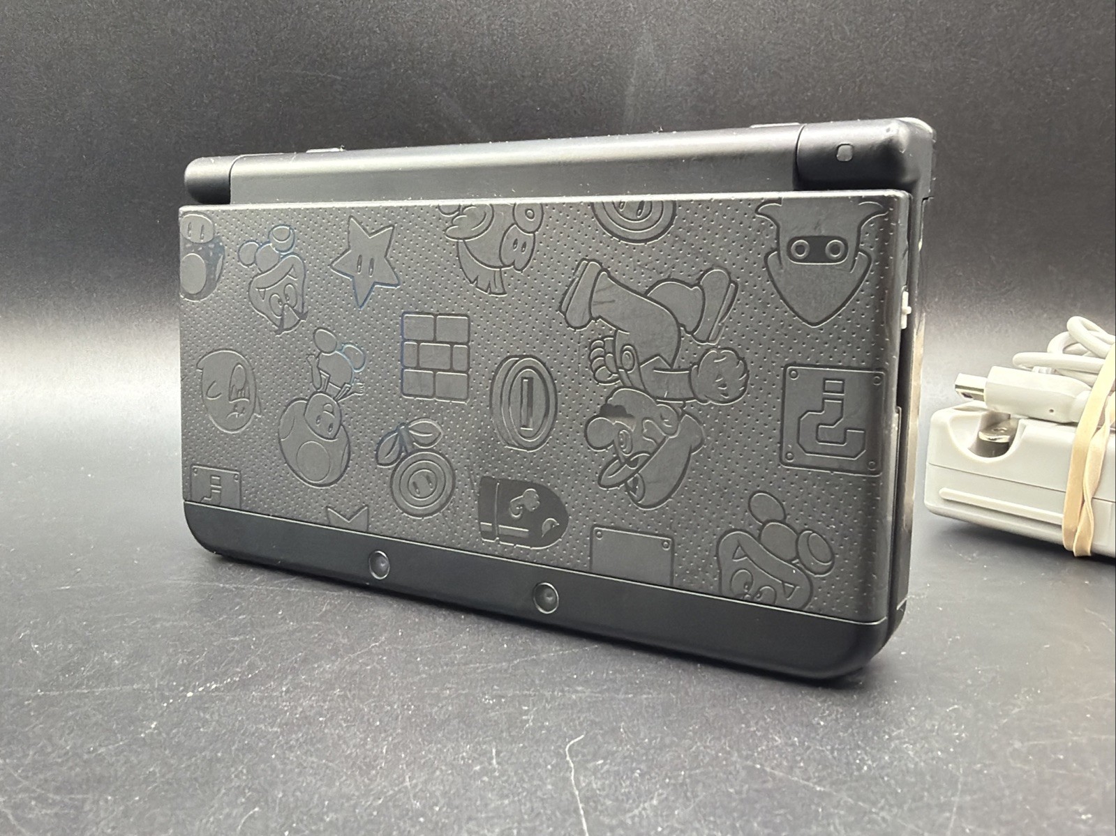 Nintendo 3DS Original Super Mario Edition 4GB Handheld System – Black •CLEAN!•